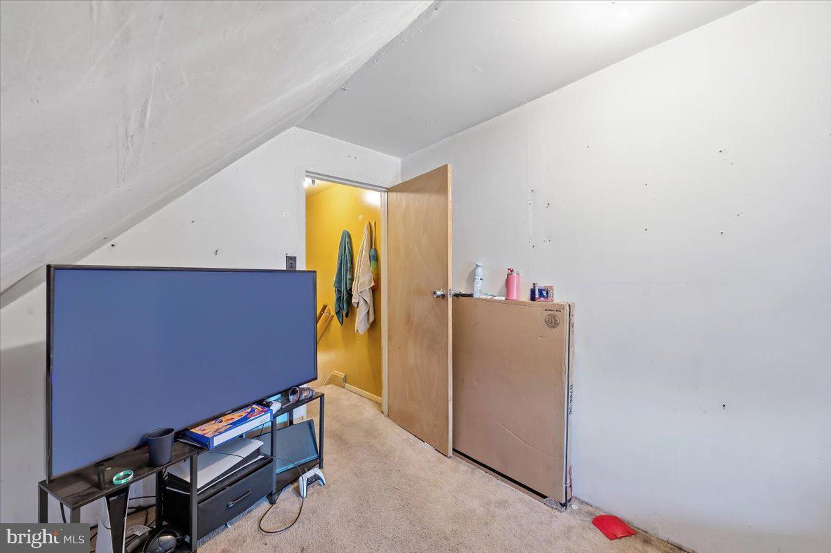 SOUTH BETHLEHEM - Residential