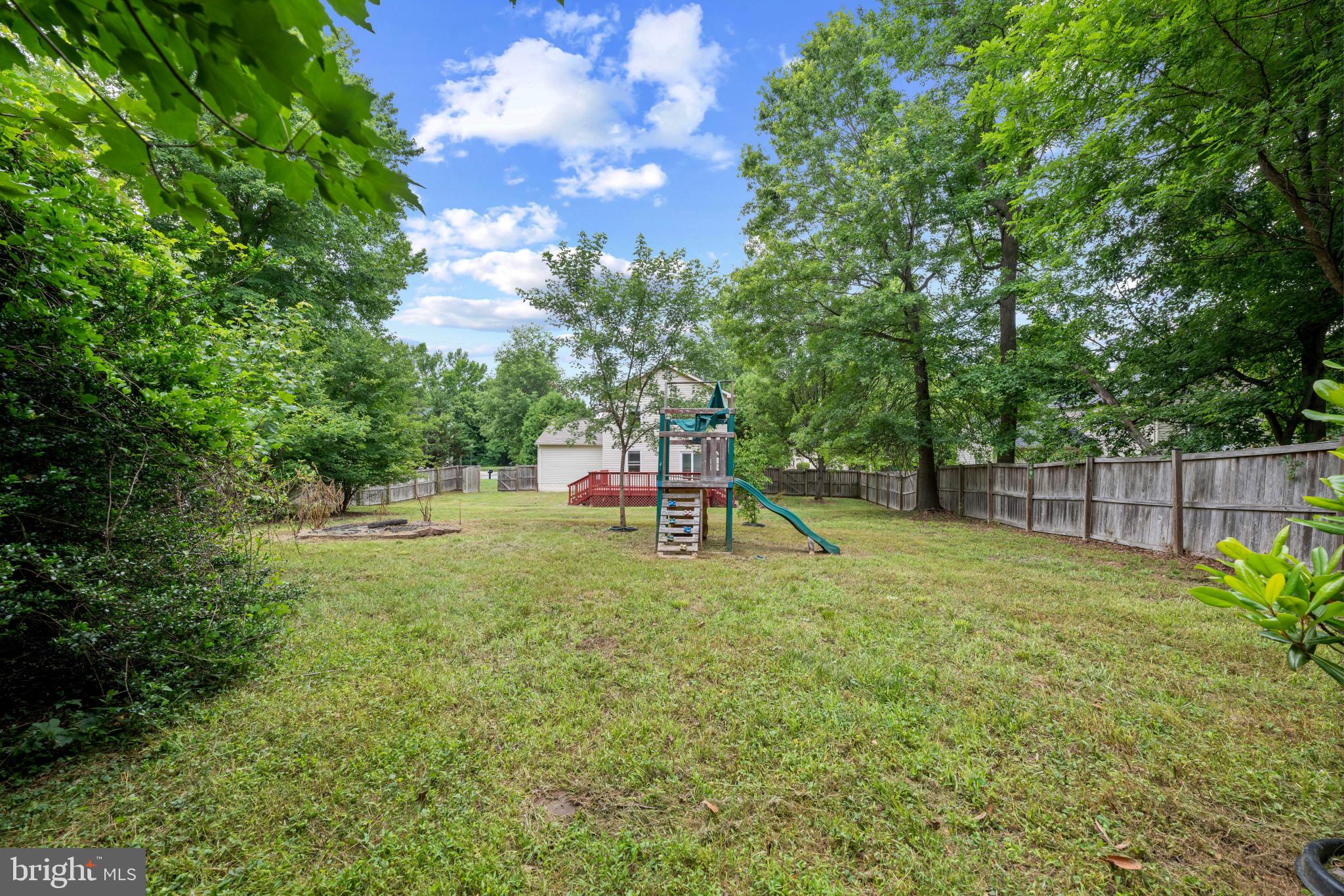 CLINTON ACRES - Residential
