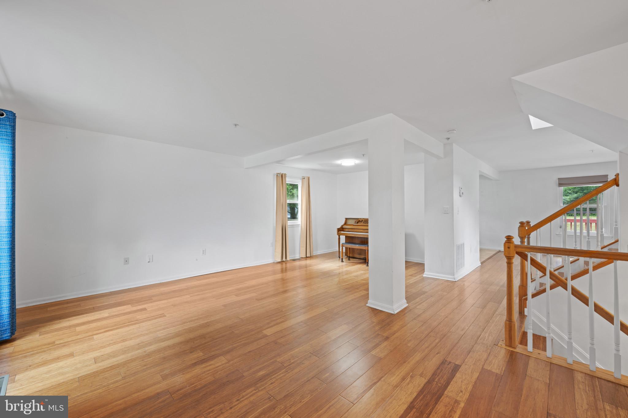 CLINTON ACRES - Residential