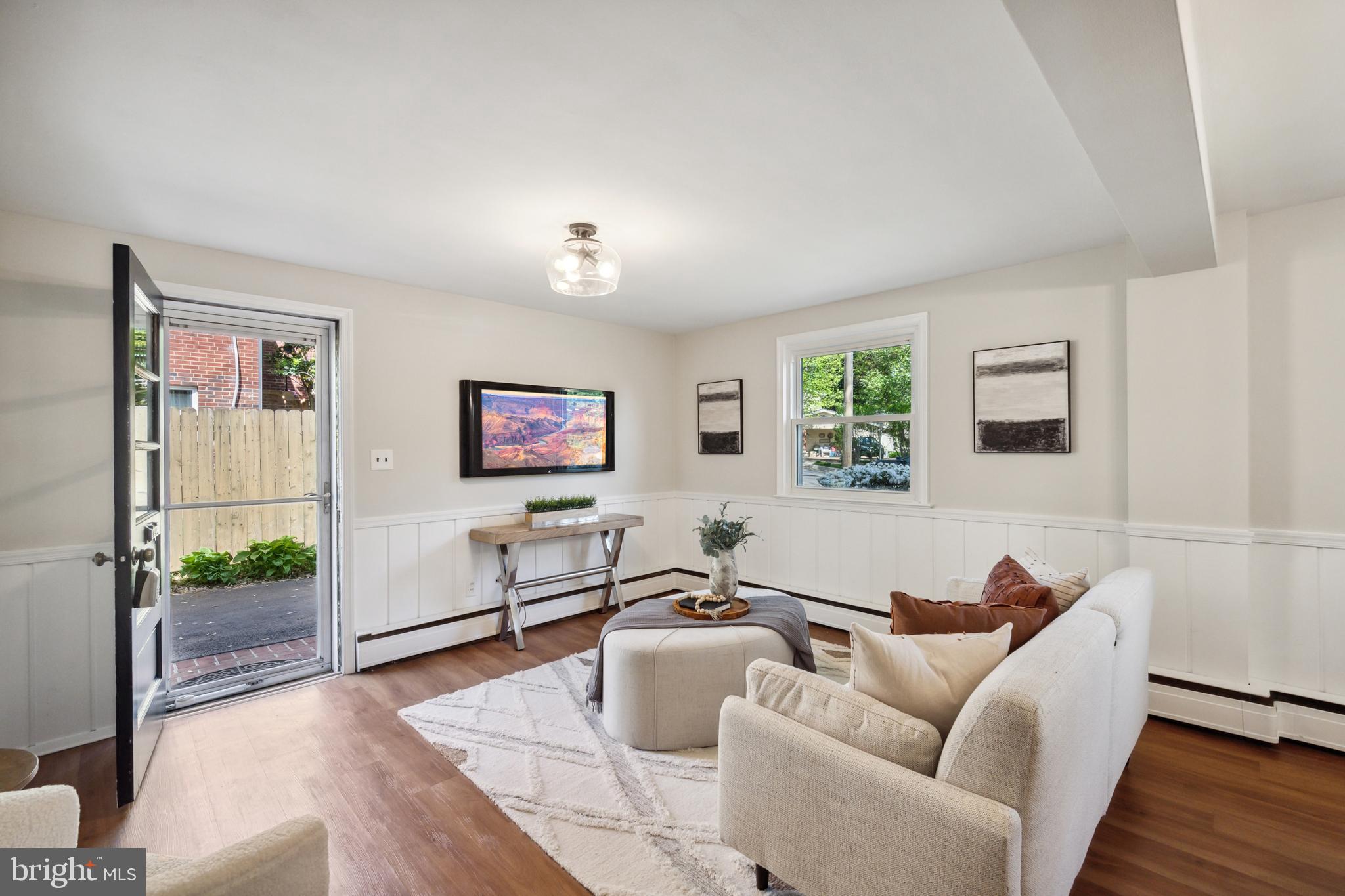GREEN ACRES - Residential