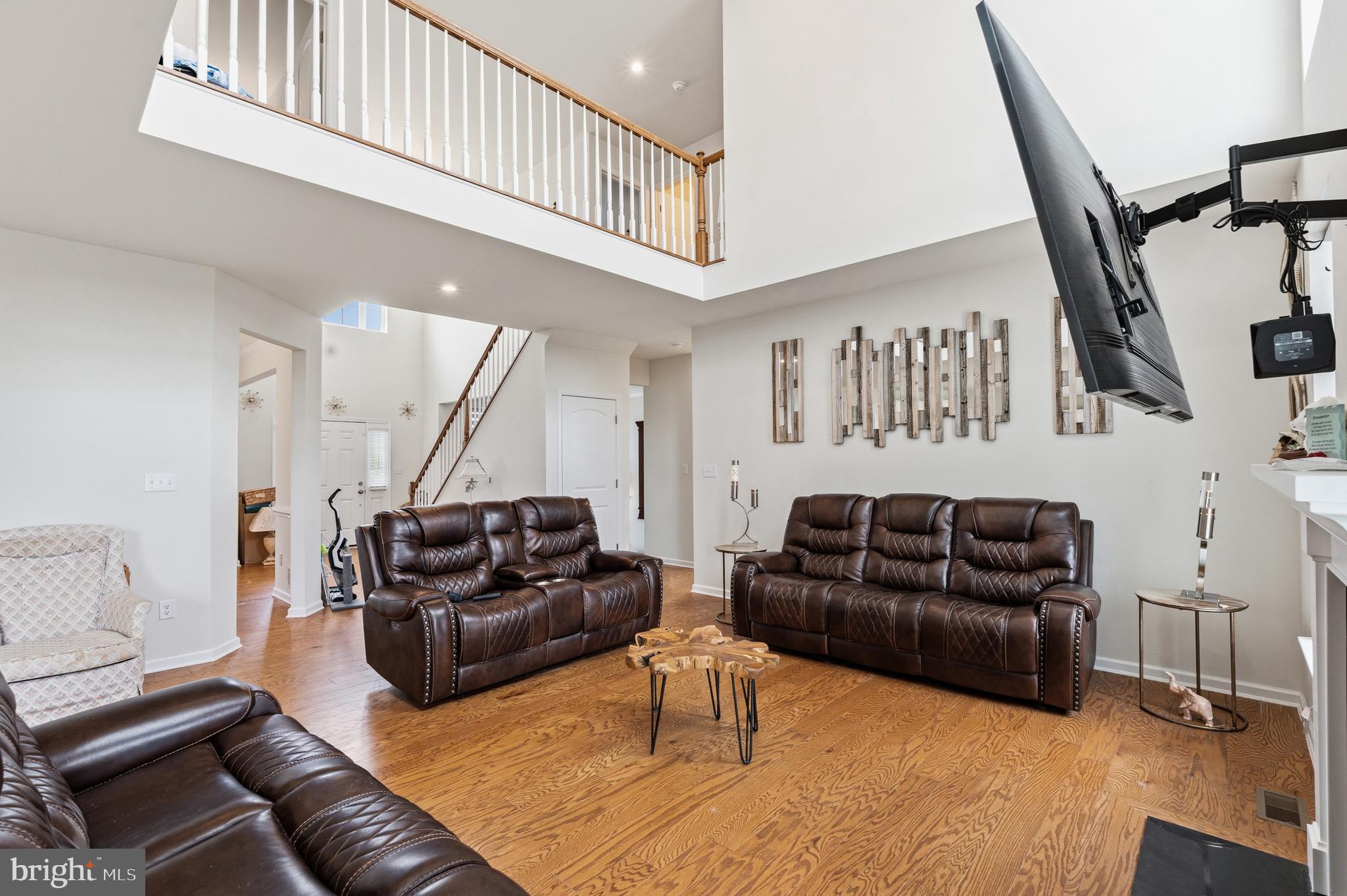 HIDDEN BROOK - Residential