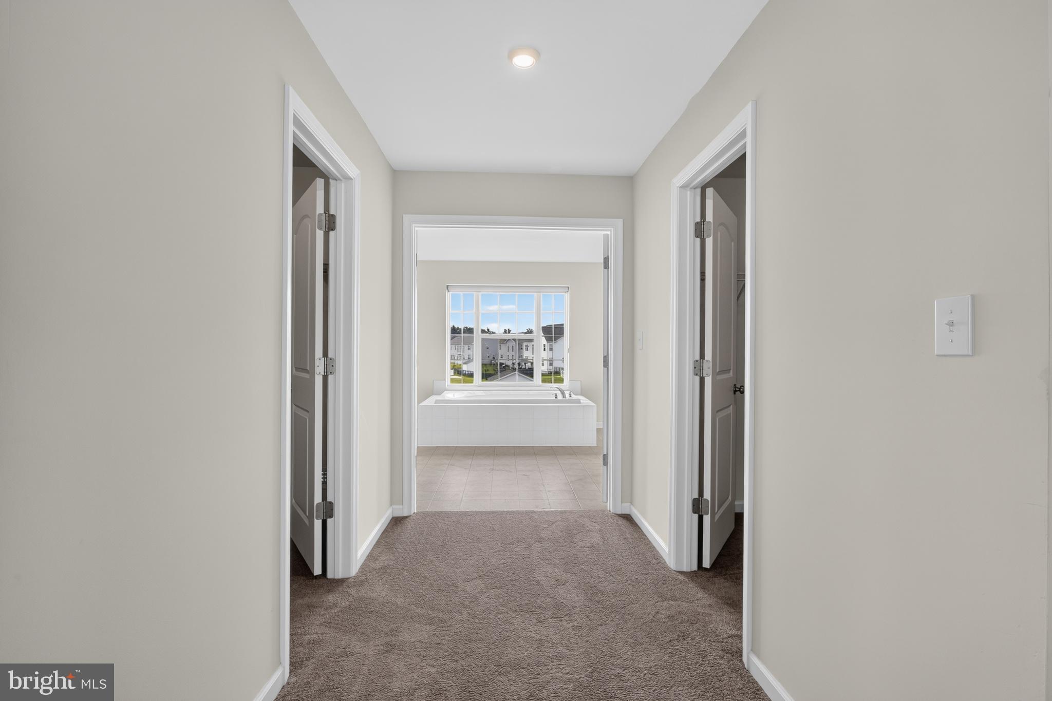 HIDDEN BROOK - Residential
