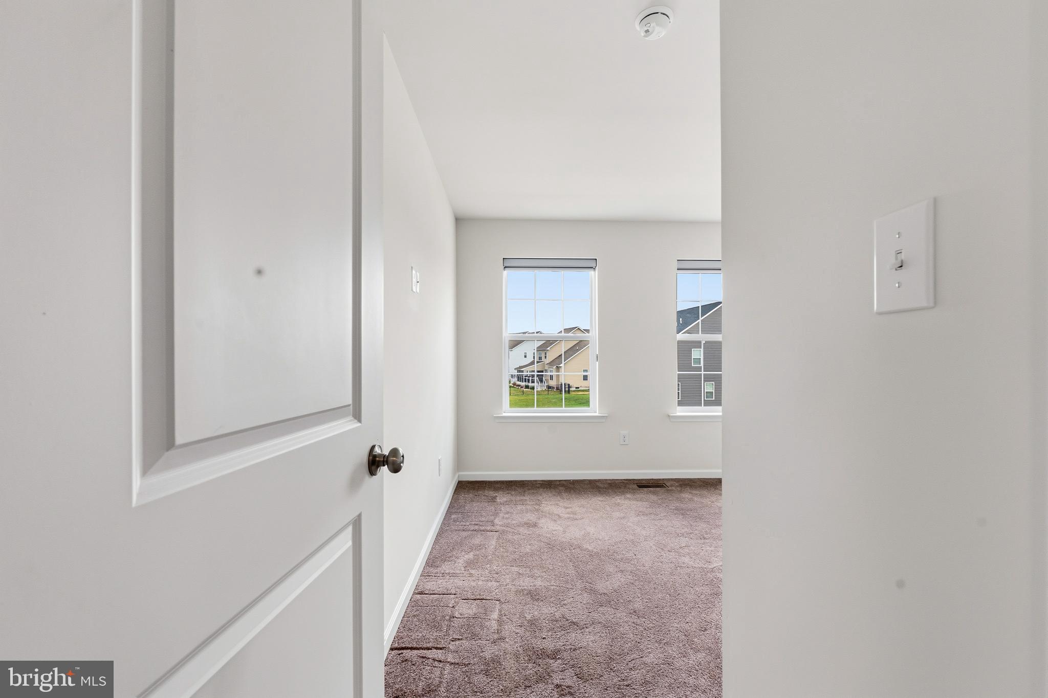 HIDDEN BROOK - Residential