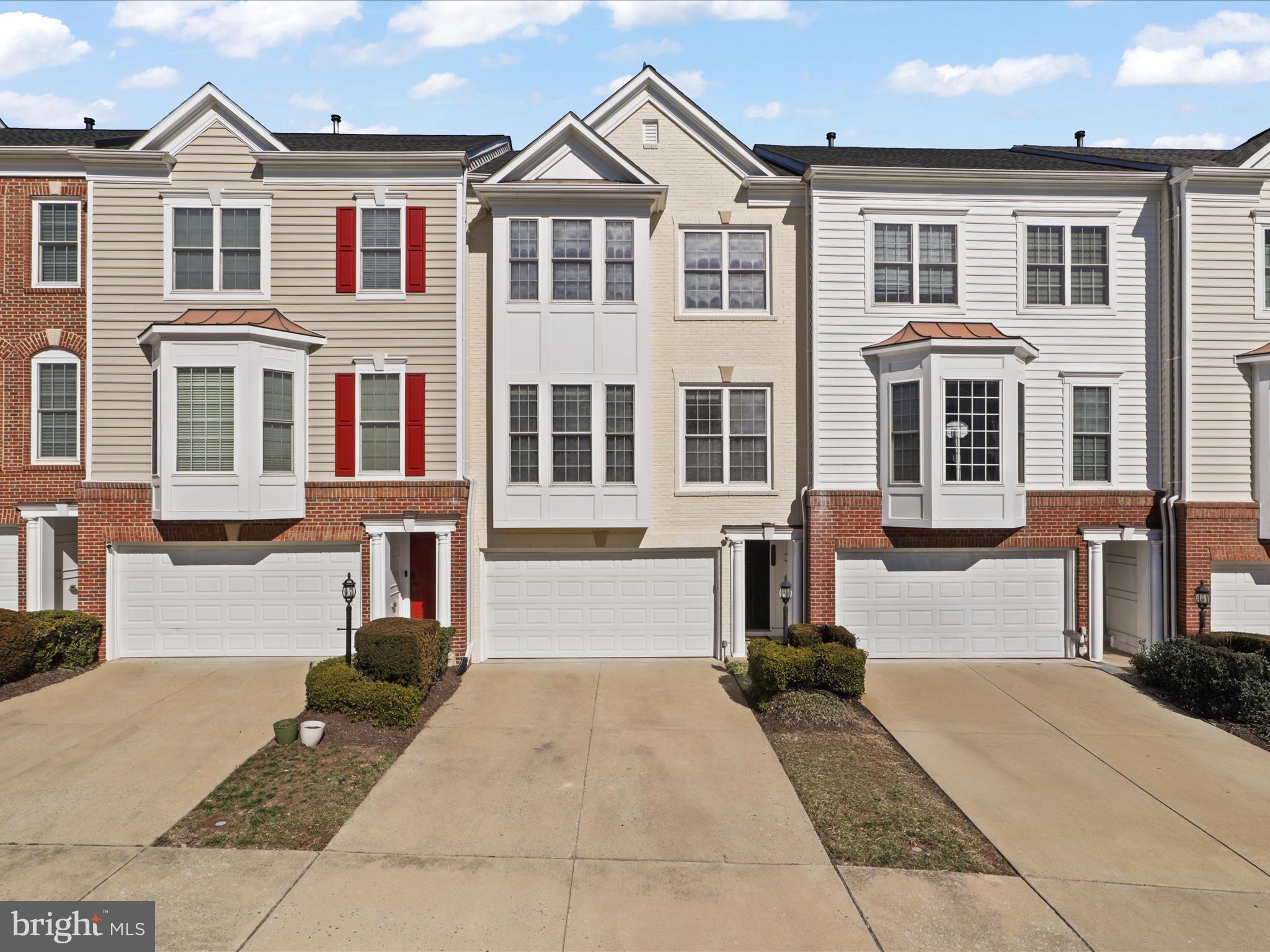 POTOMAC CLUB - Residential