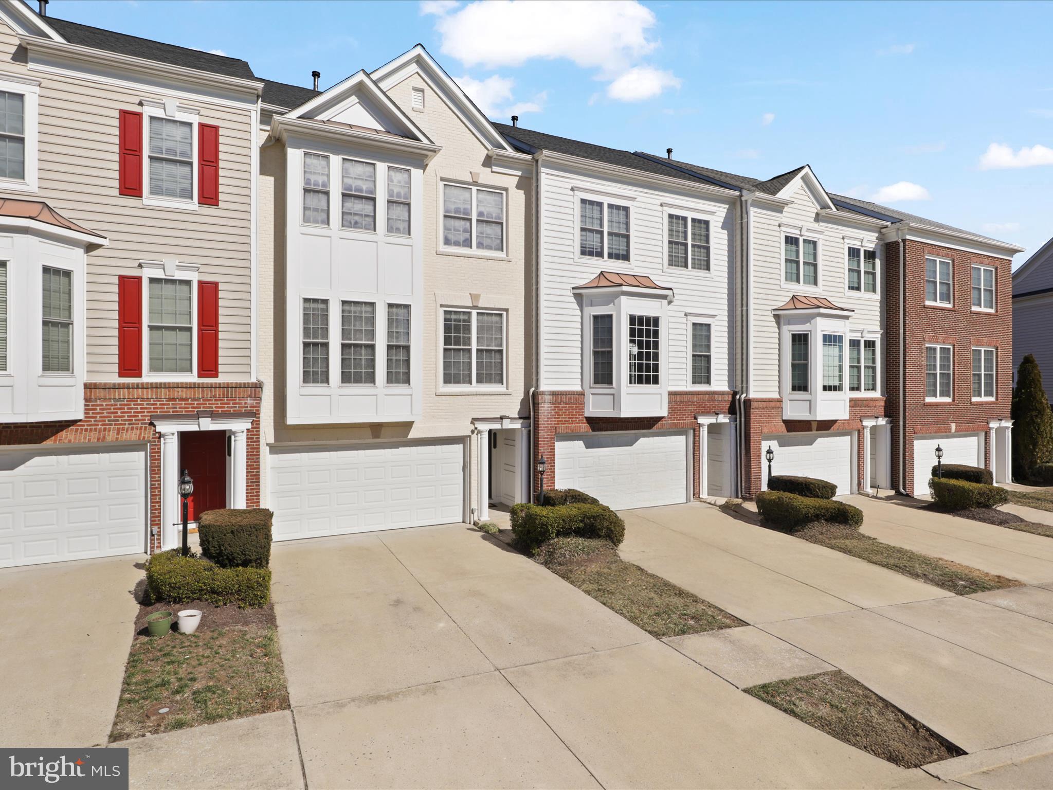POTOMAC CLUB - Residential