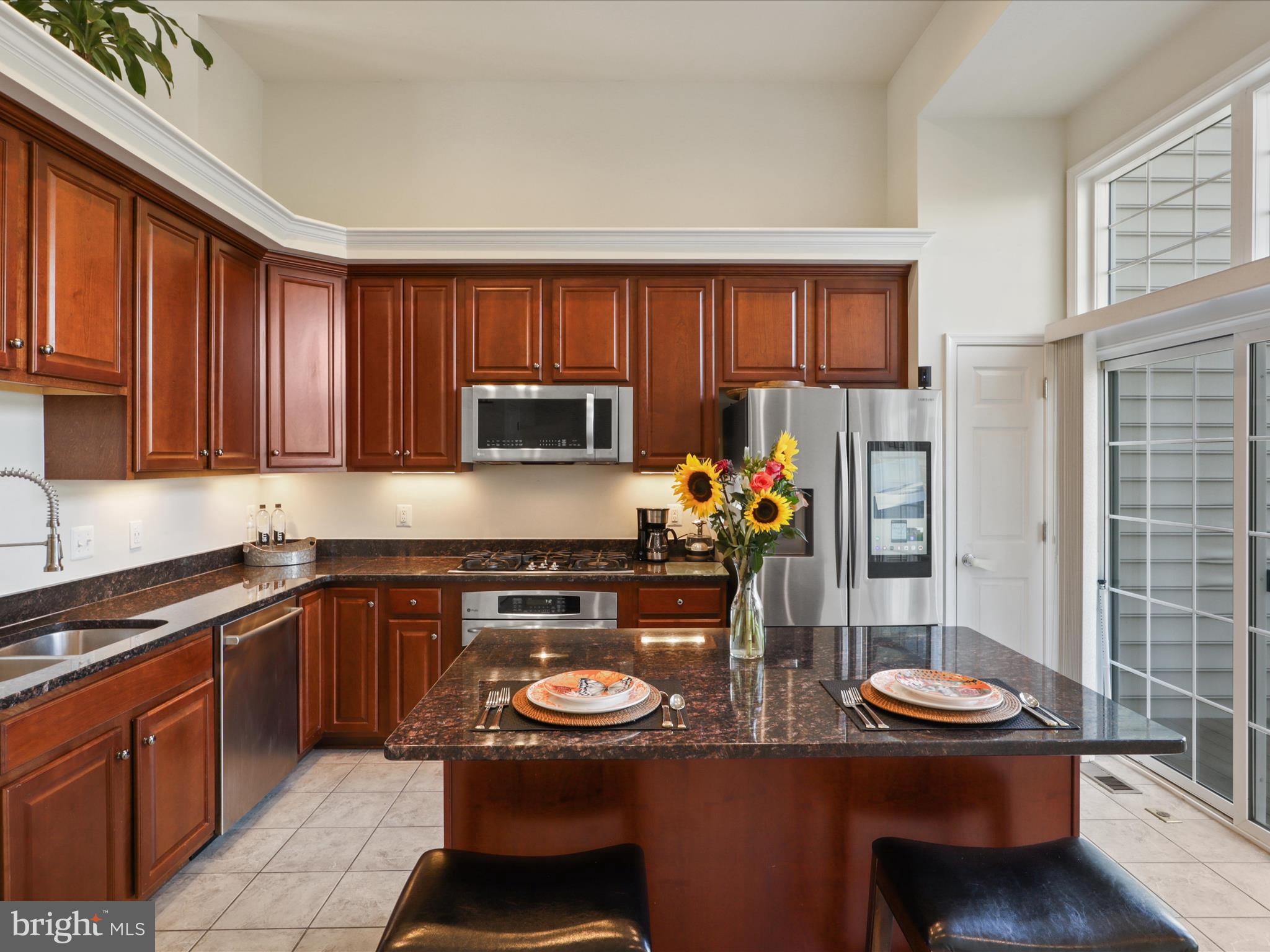 POTOMAC CLUB - Residential