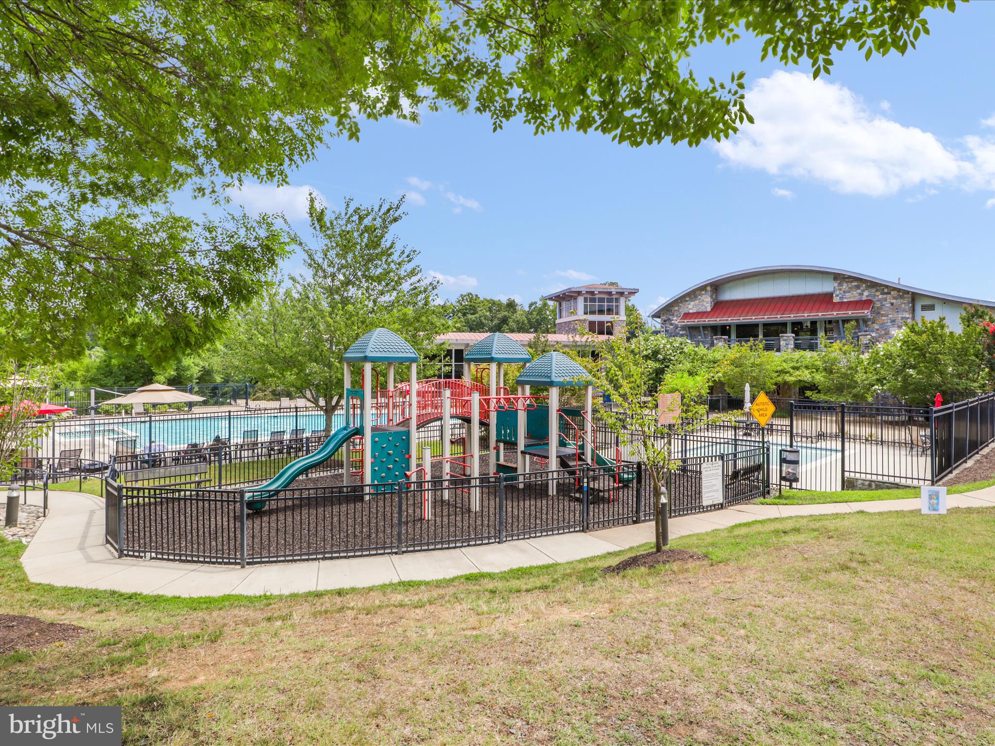 POTOMAC CLUB - Residential