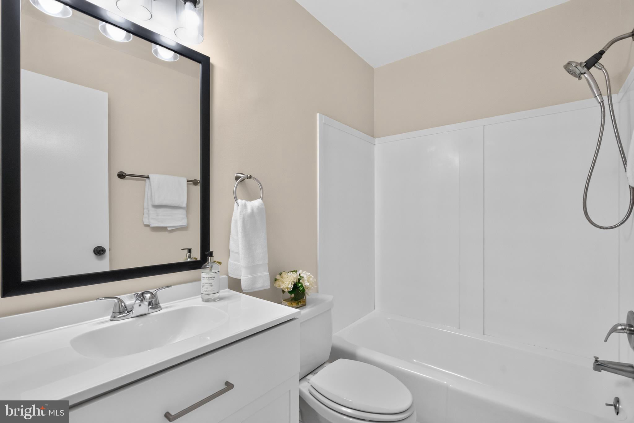 WESTLEIGH - Residential