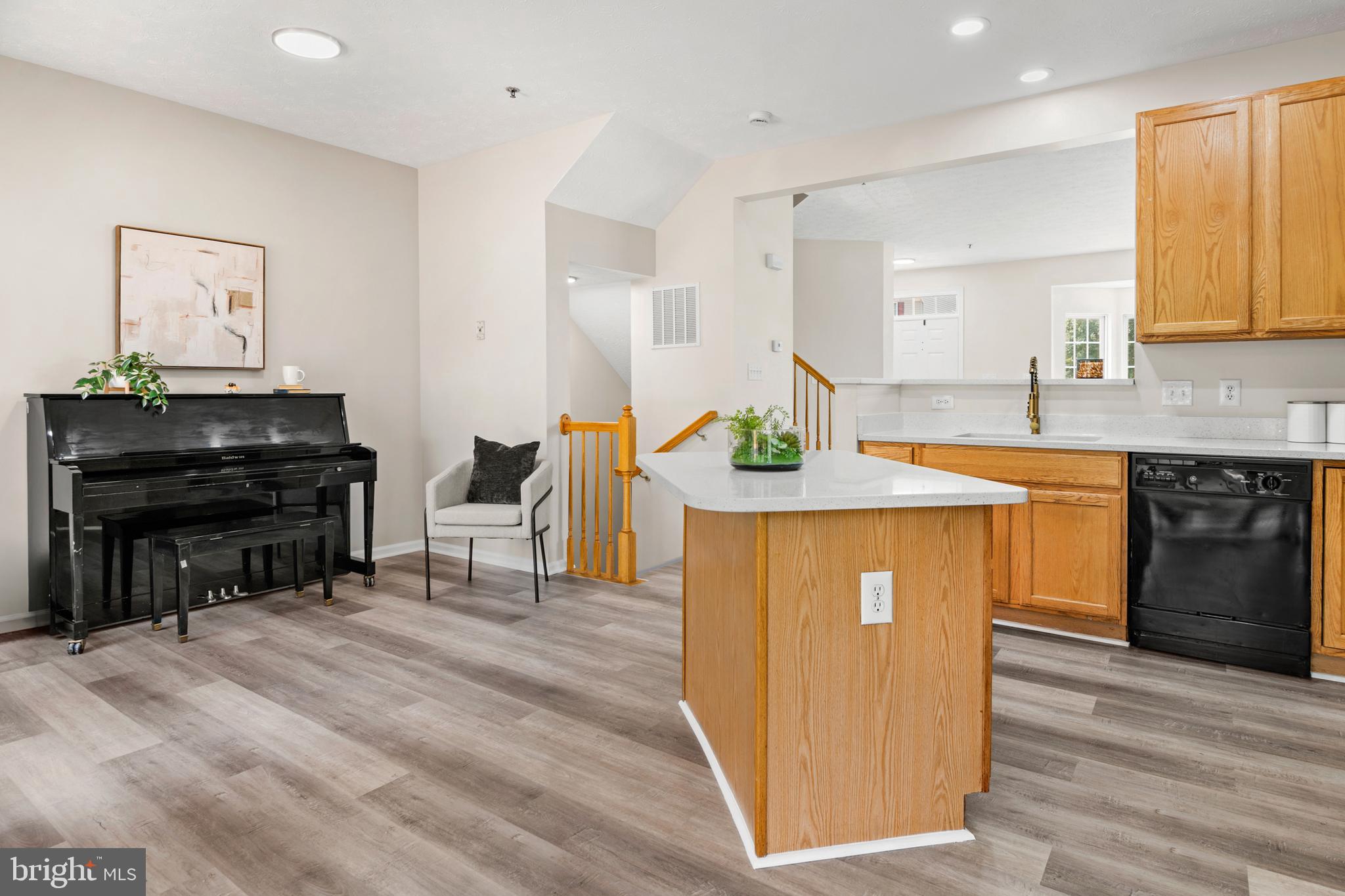 SETTLERS VIEW - Residential