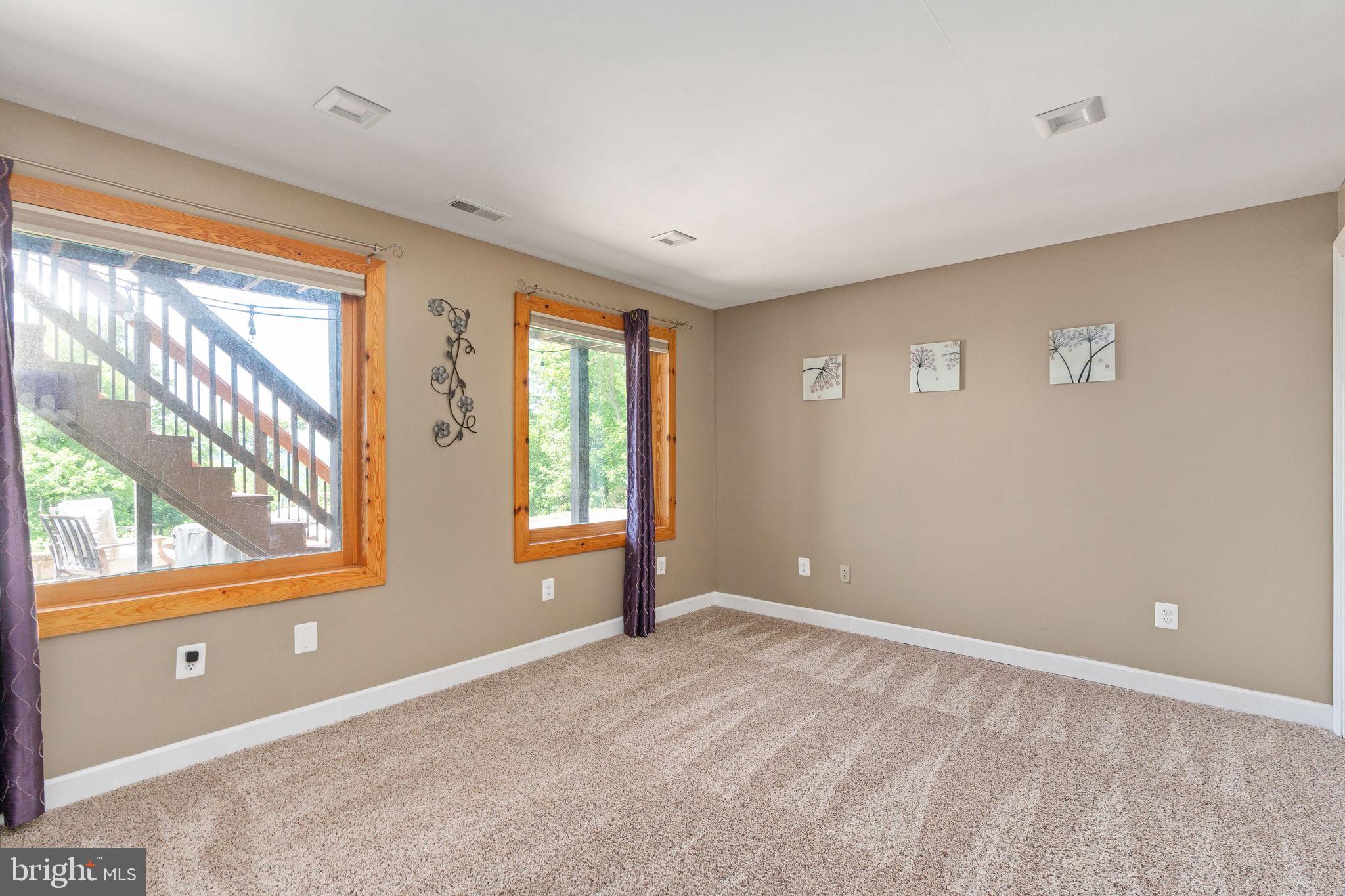 HIGH KNOB - Residential