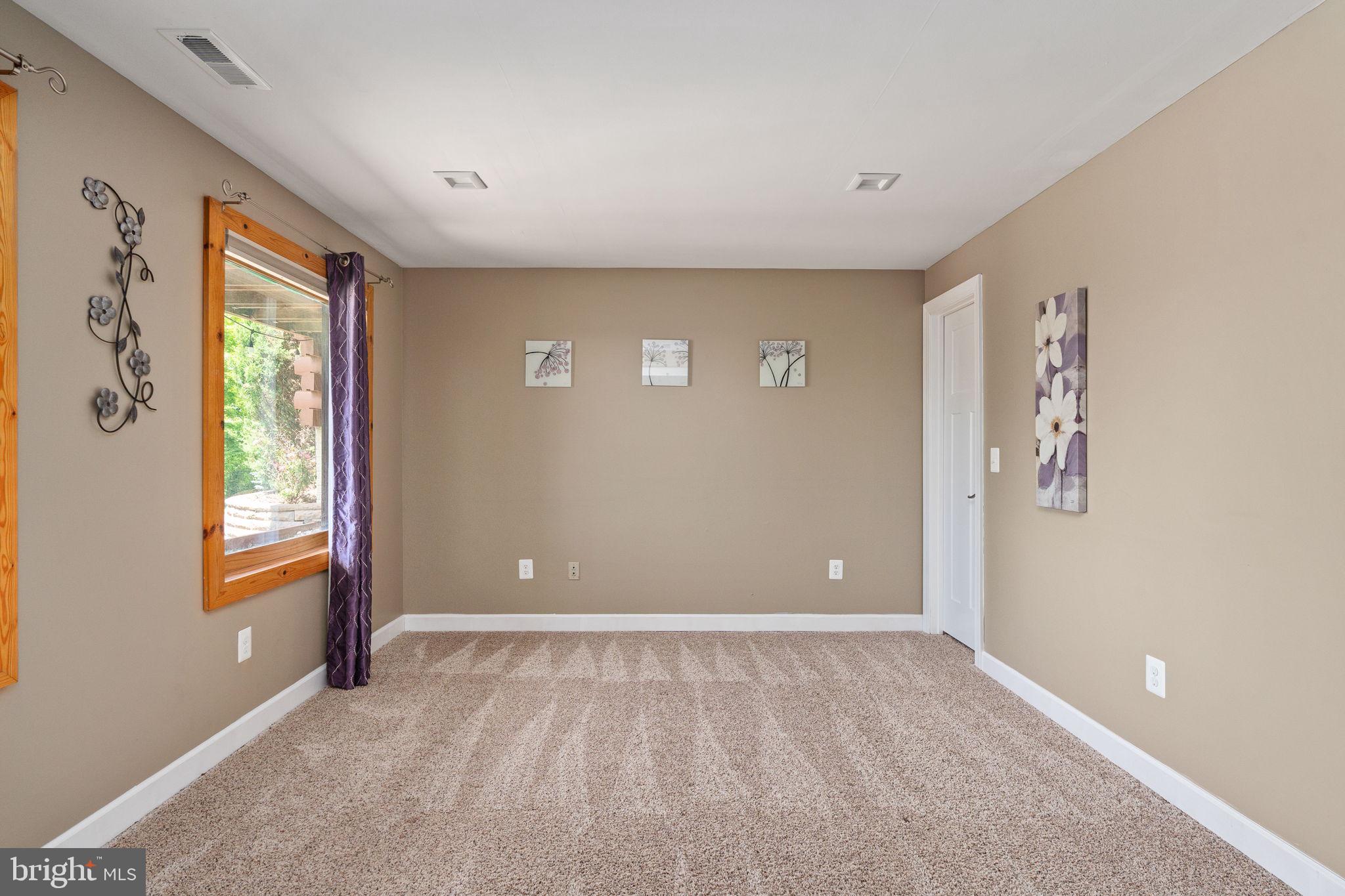 HIGH KNOB - Residential