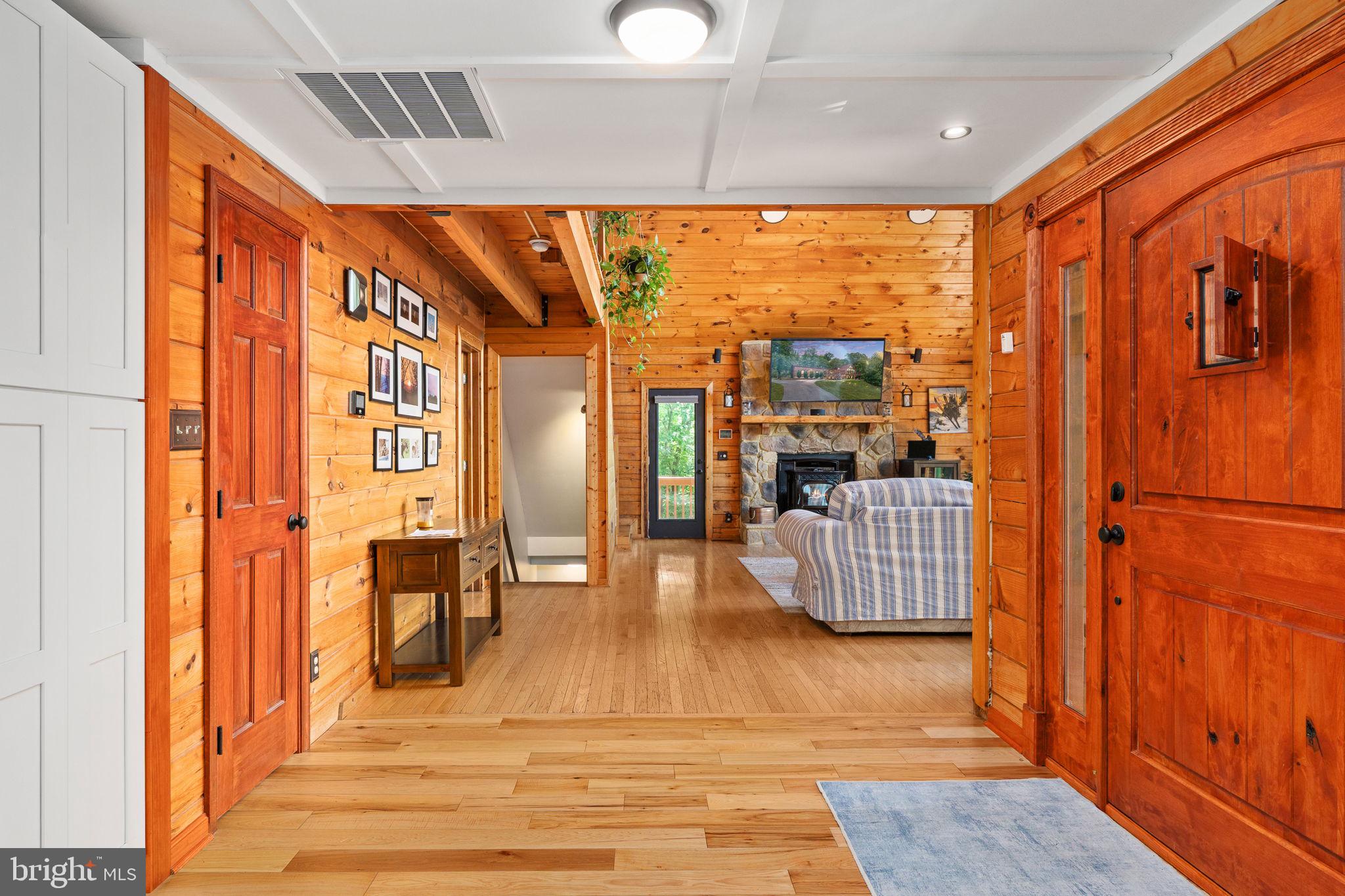 HIGH KNOB - Residential