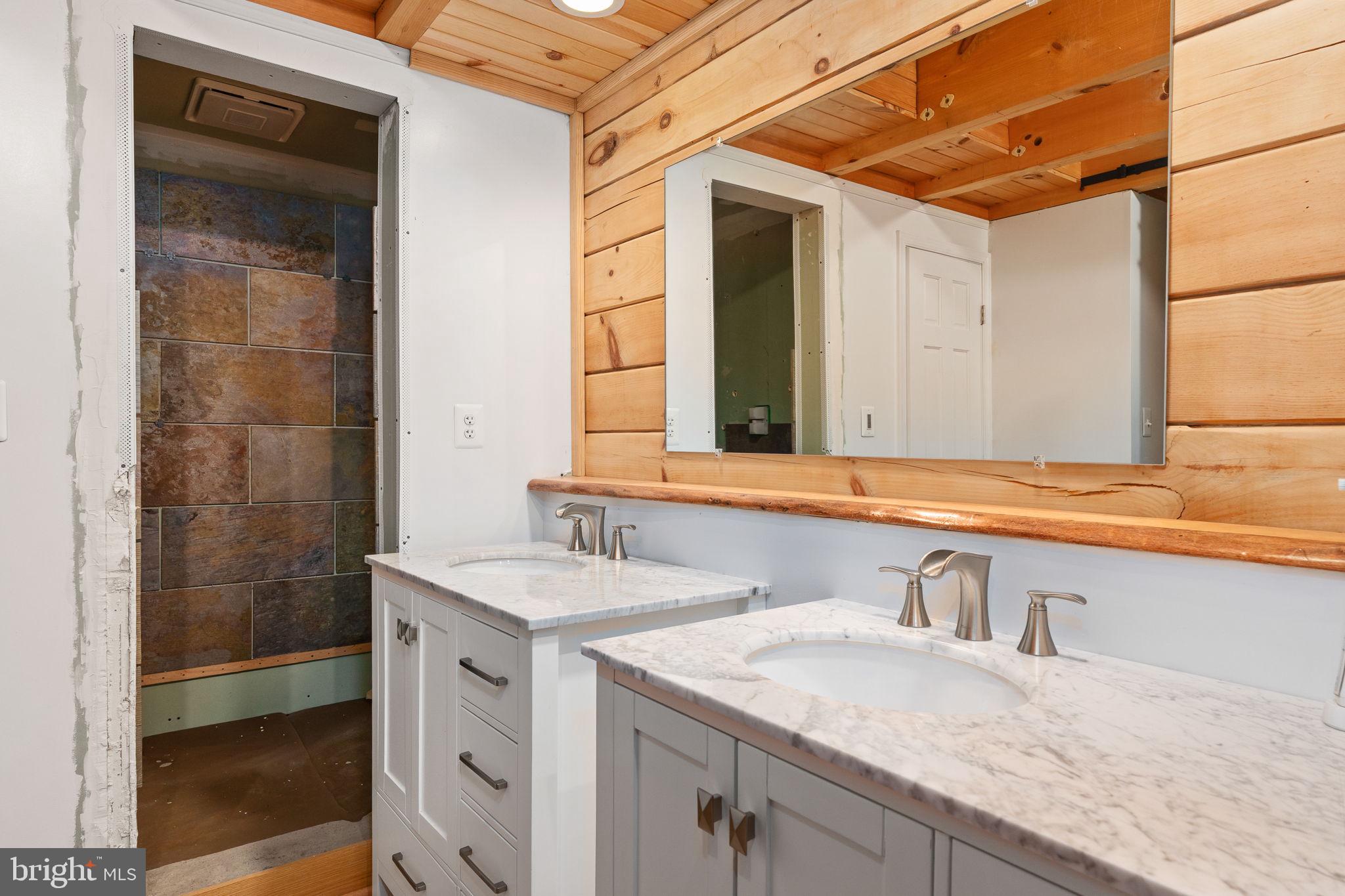 HIGH KNOB - Residential