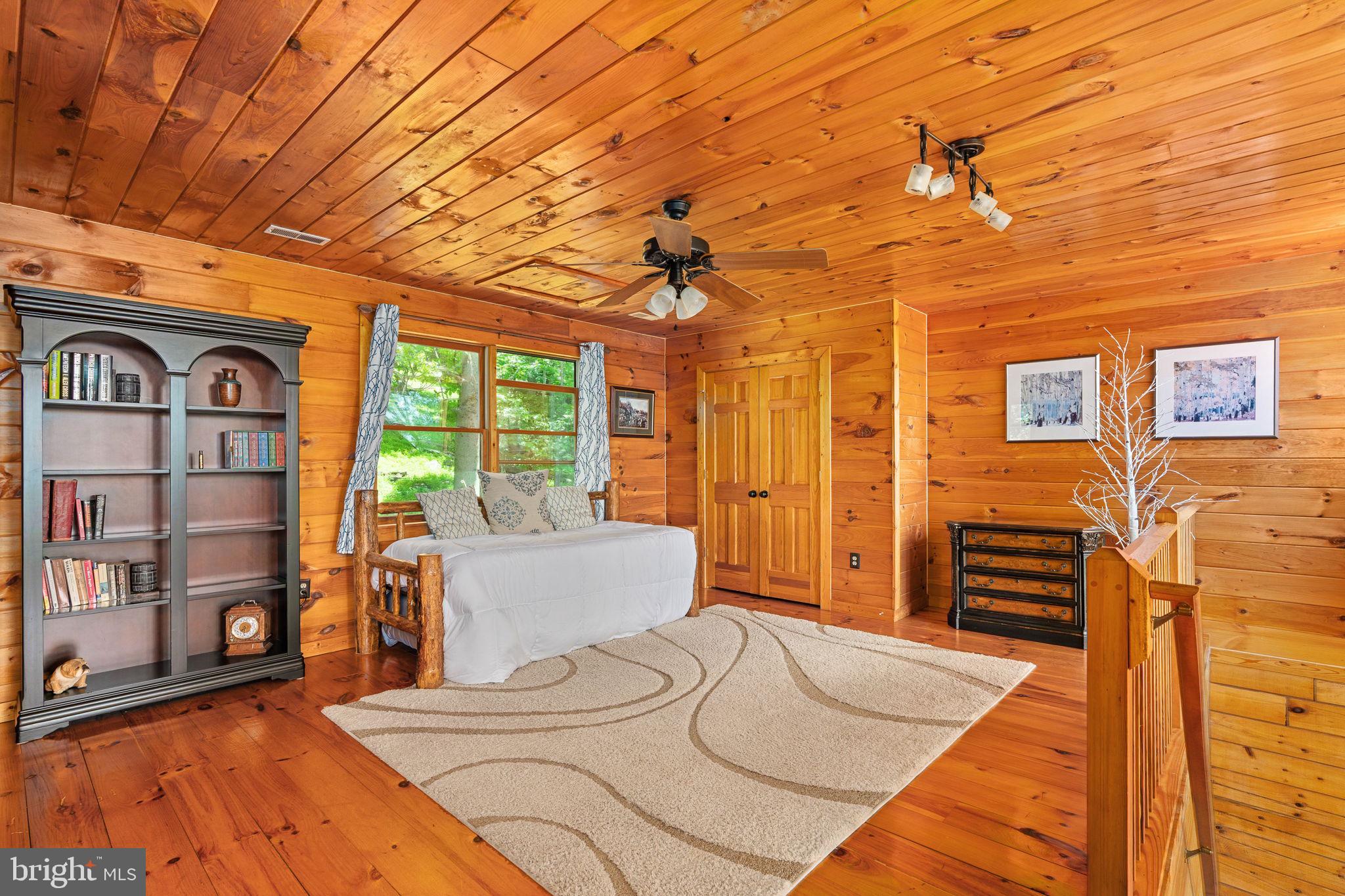 HIGH KNOB - Residential