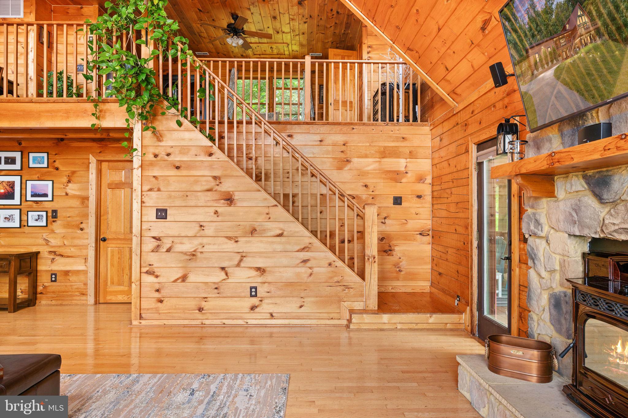 HIGH KNOB - Residential
