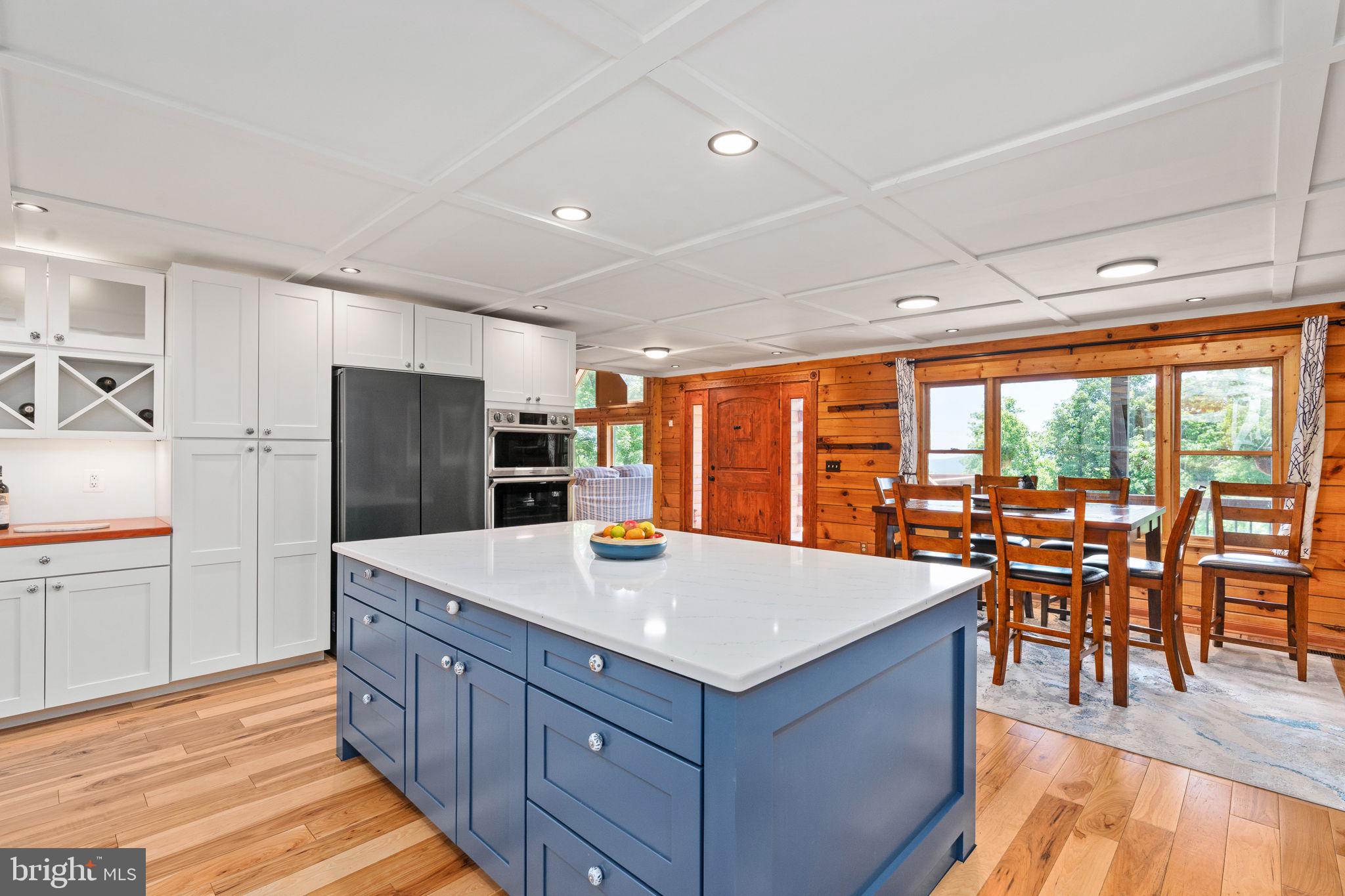 HIGH KNOB - Residential