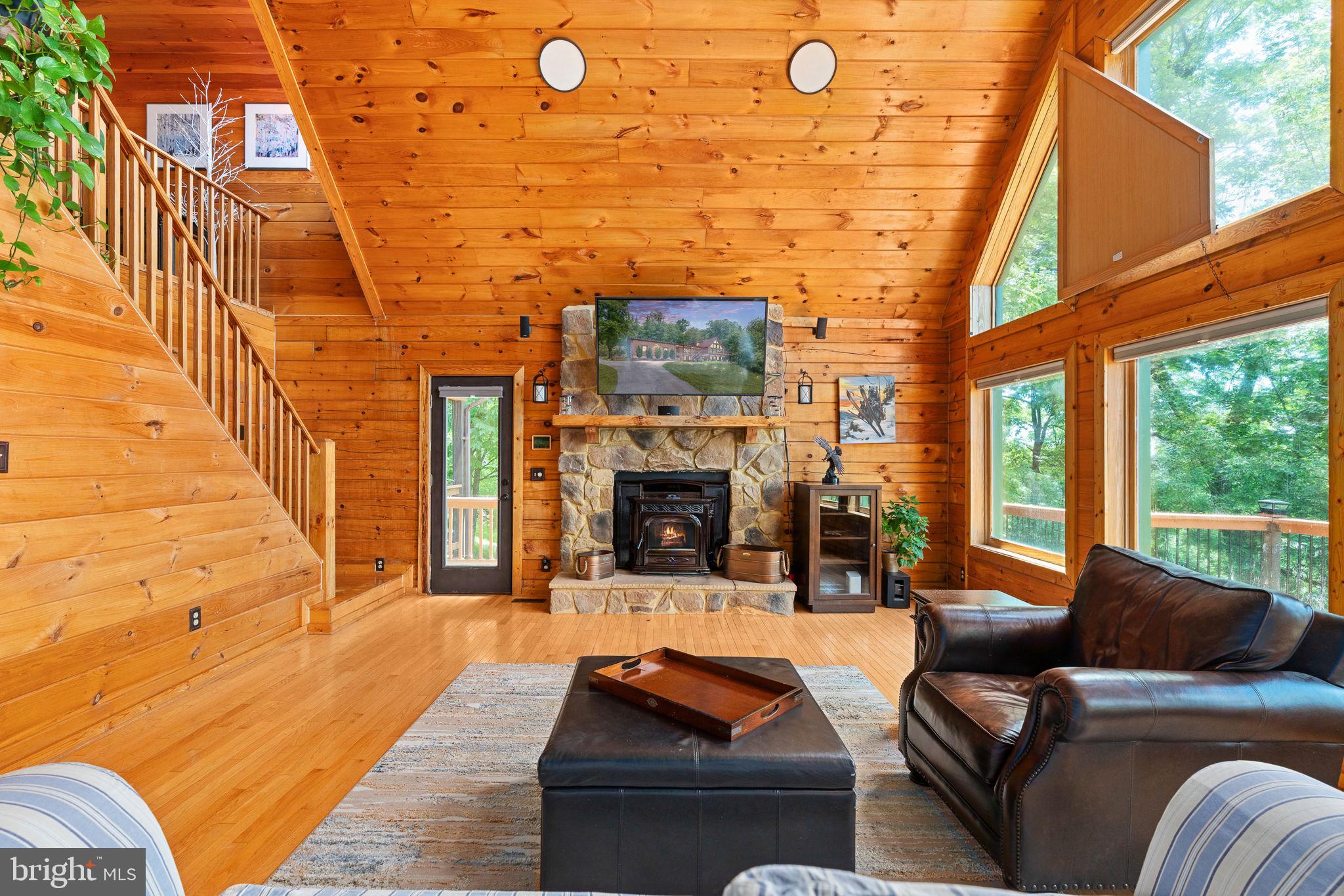 HIGH KNOB - Residential