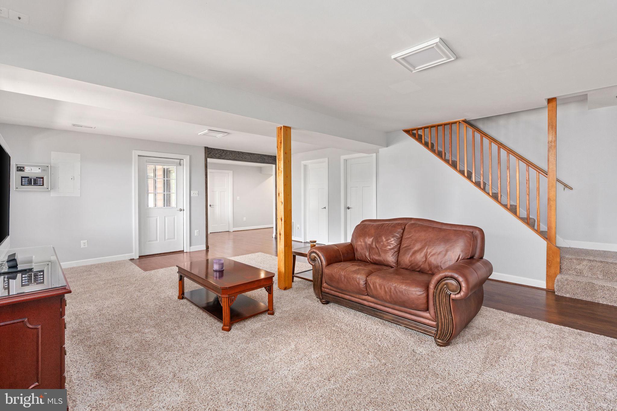 HIGH KNOB - Residential