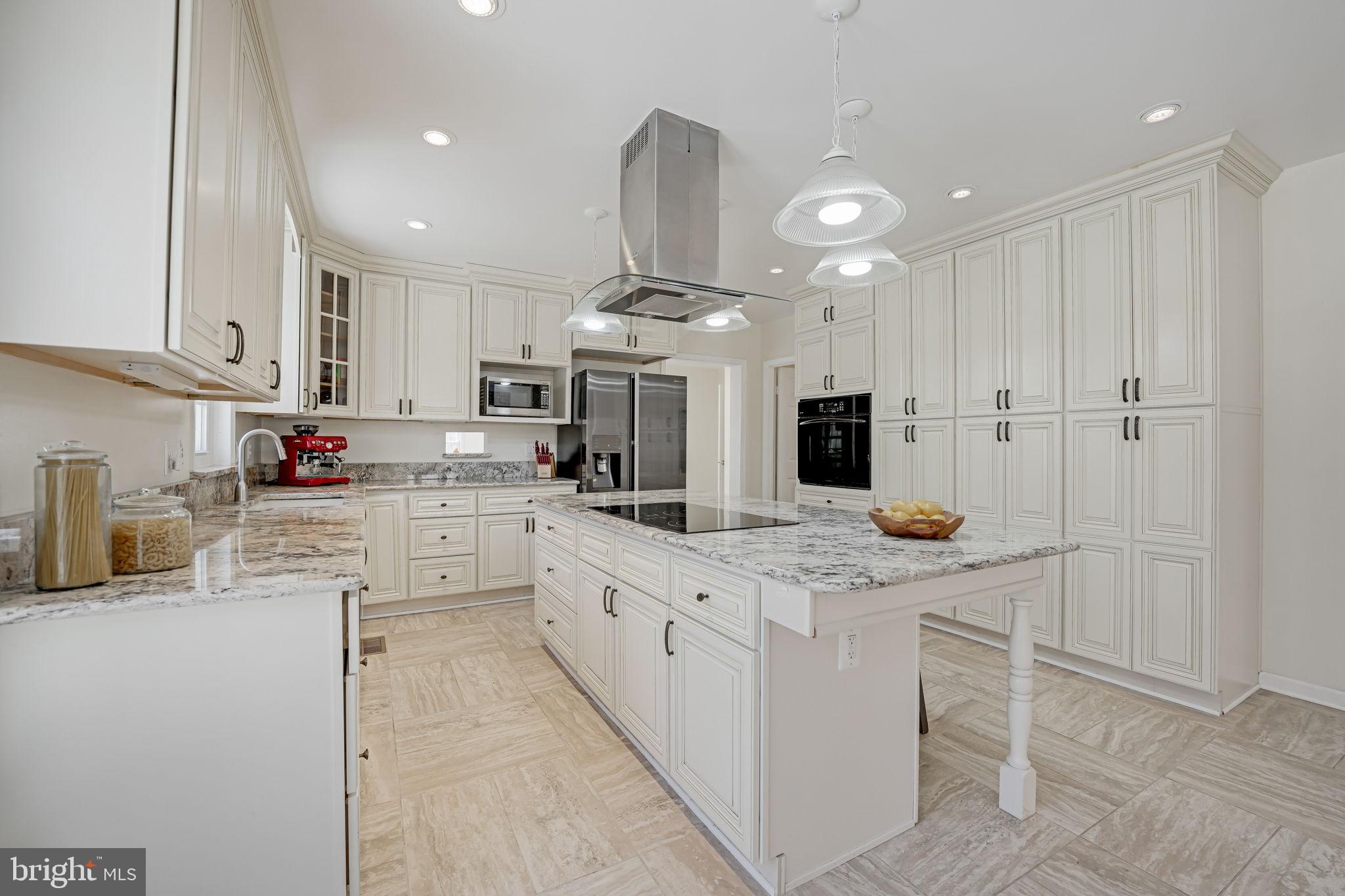 HUNTERS WOODS - Residential