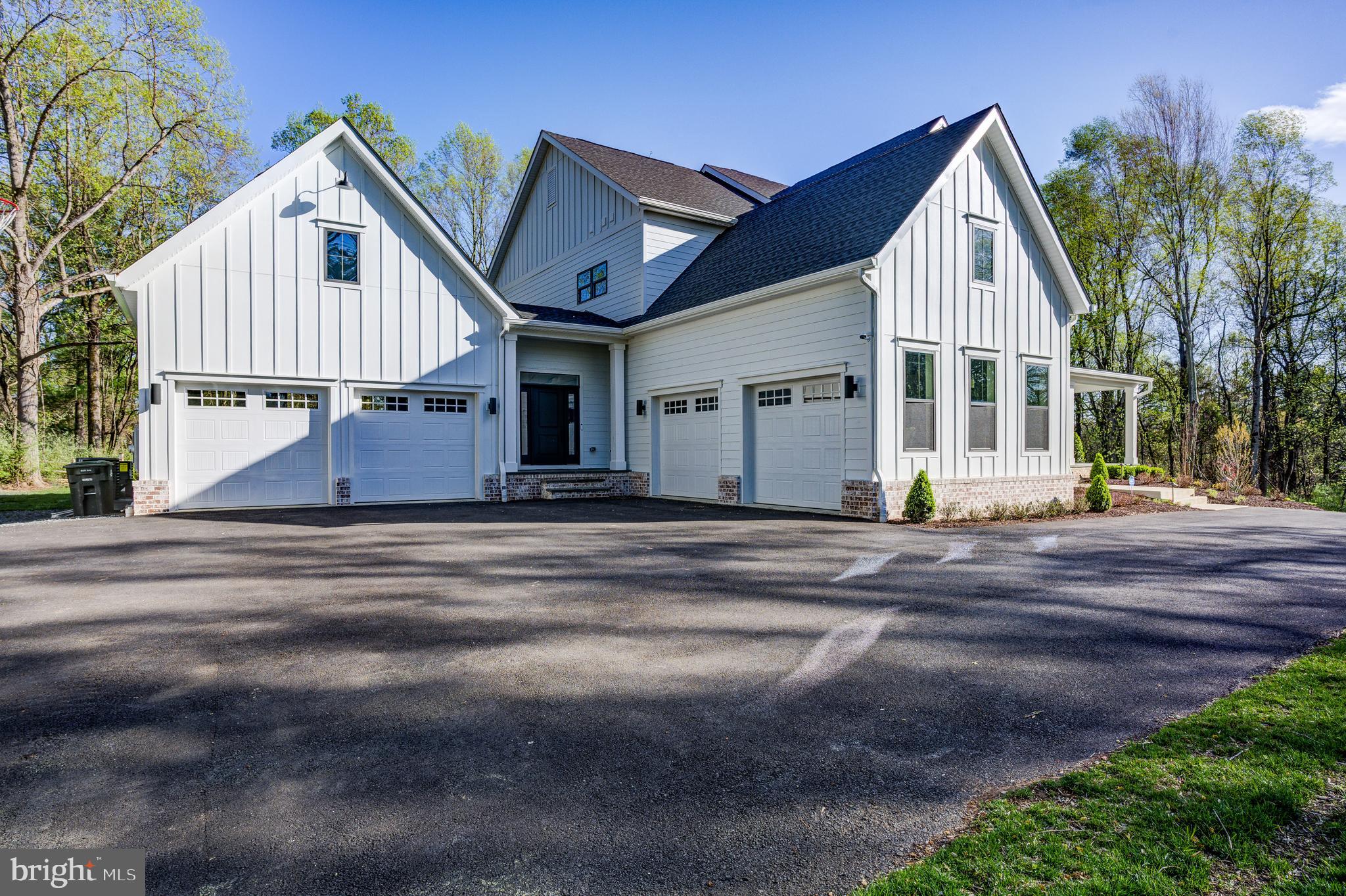 DARNESTOWN OUTSIDE - Residential