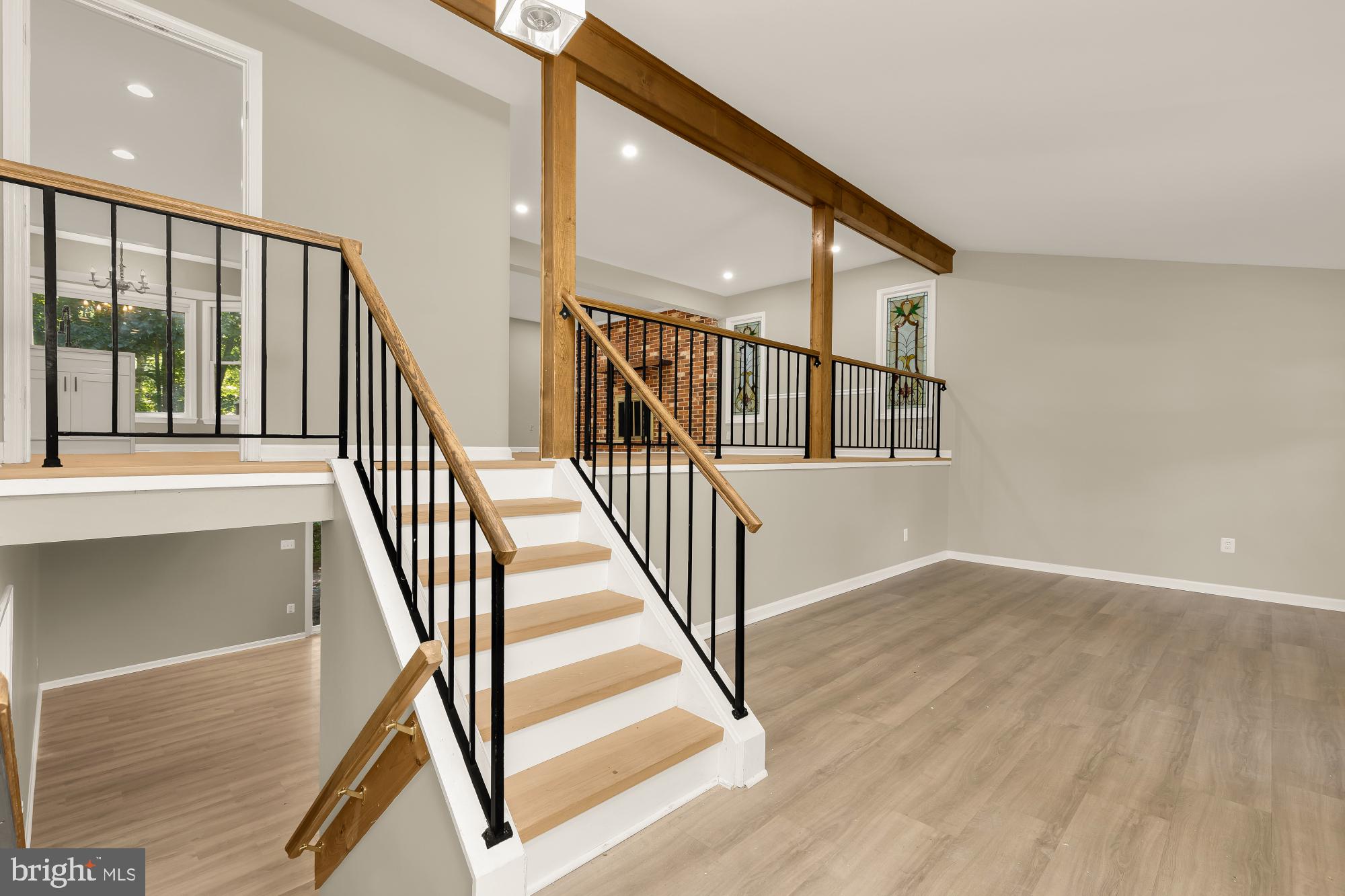 LAKE RIDGE - Residential