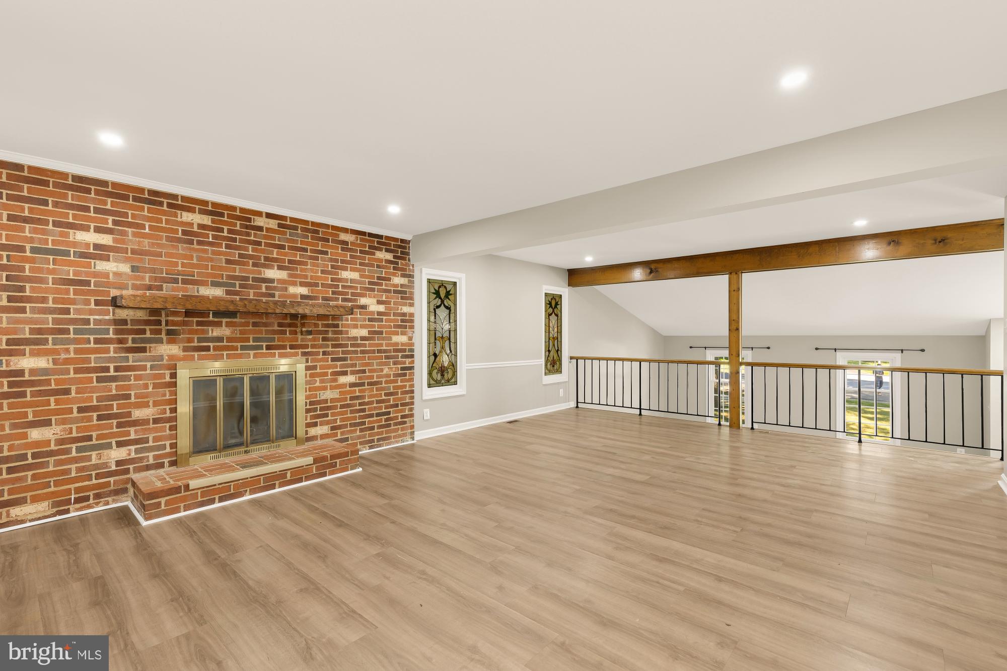 LAKE RIDGE - Residential