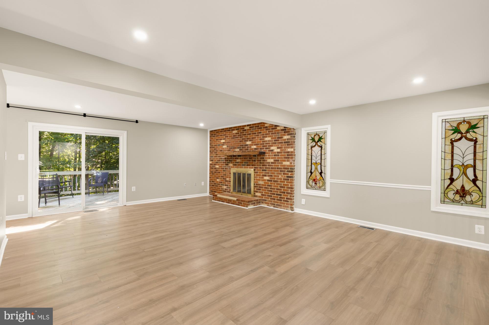 LAKE RIDGE - Residential