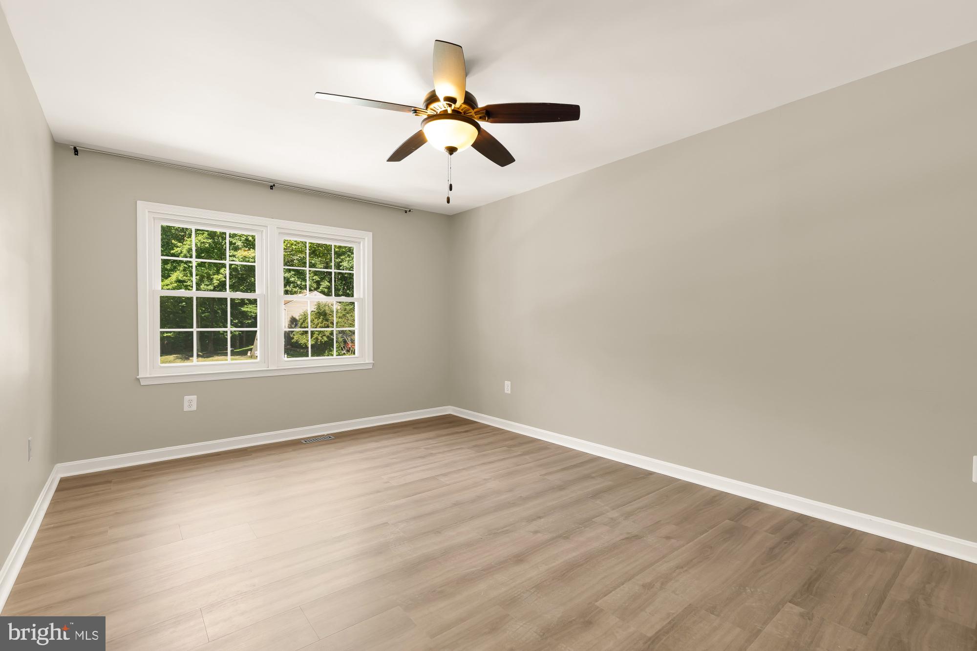 LAKE RIDGE - Residential