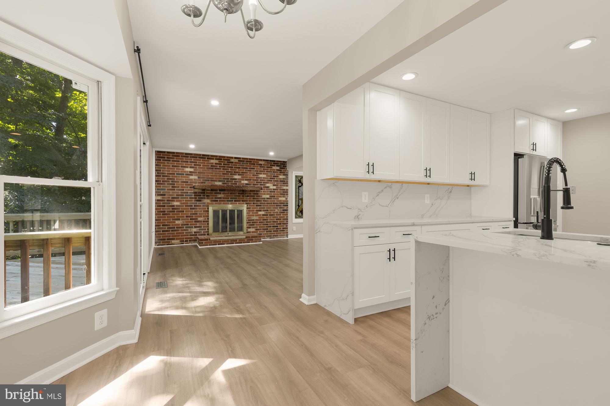 LAKE RIDGE - Residential