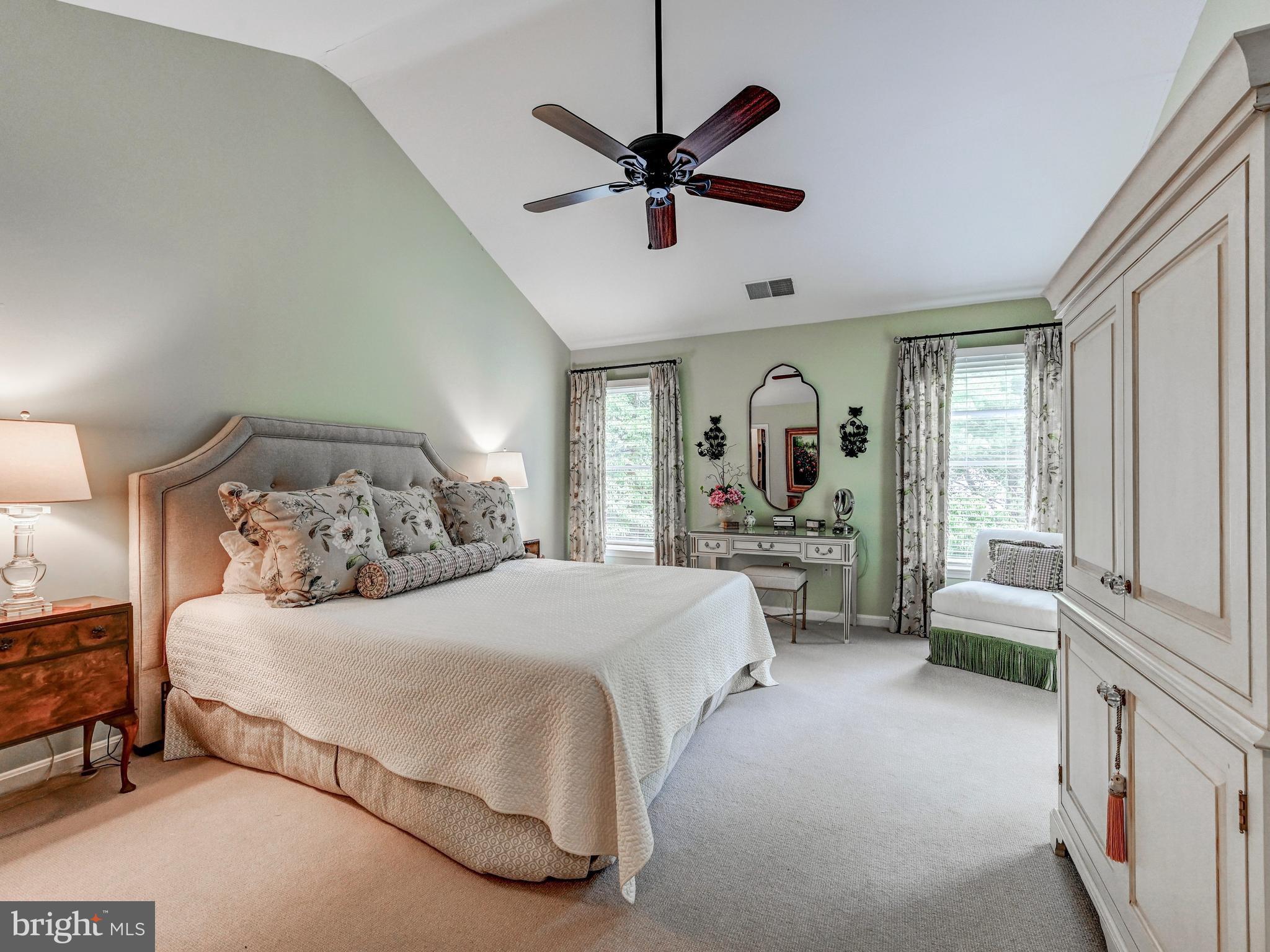 PEBBLE CREEK - Residential