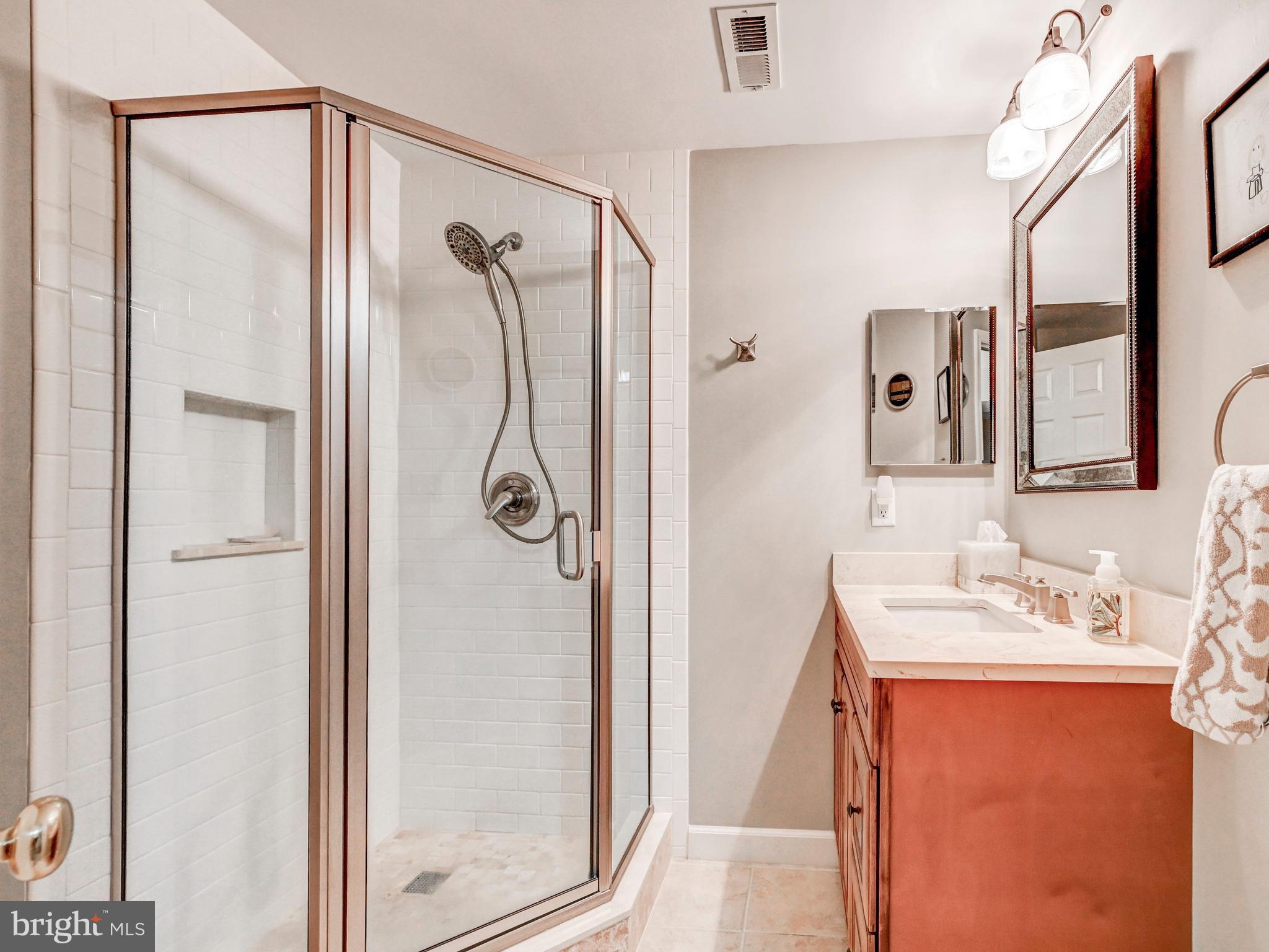 PEBBLE CREEK - Residential