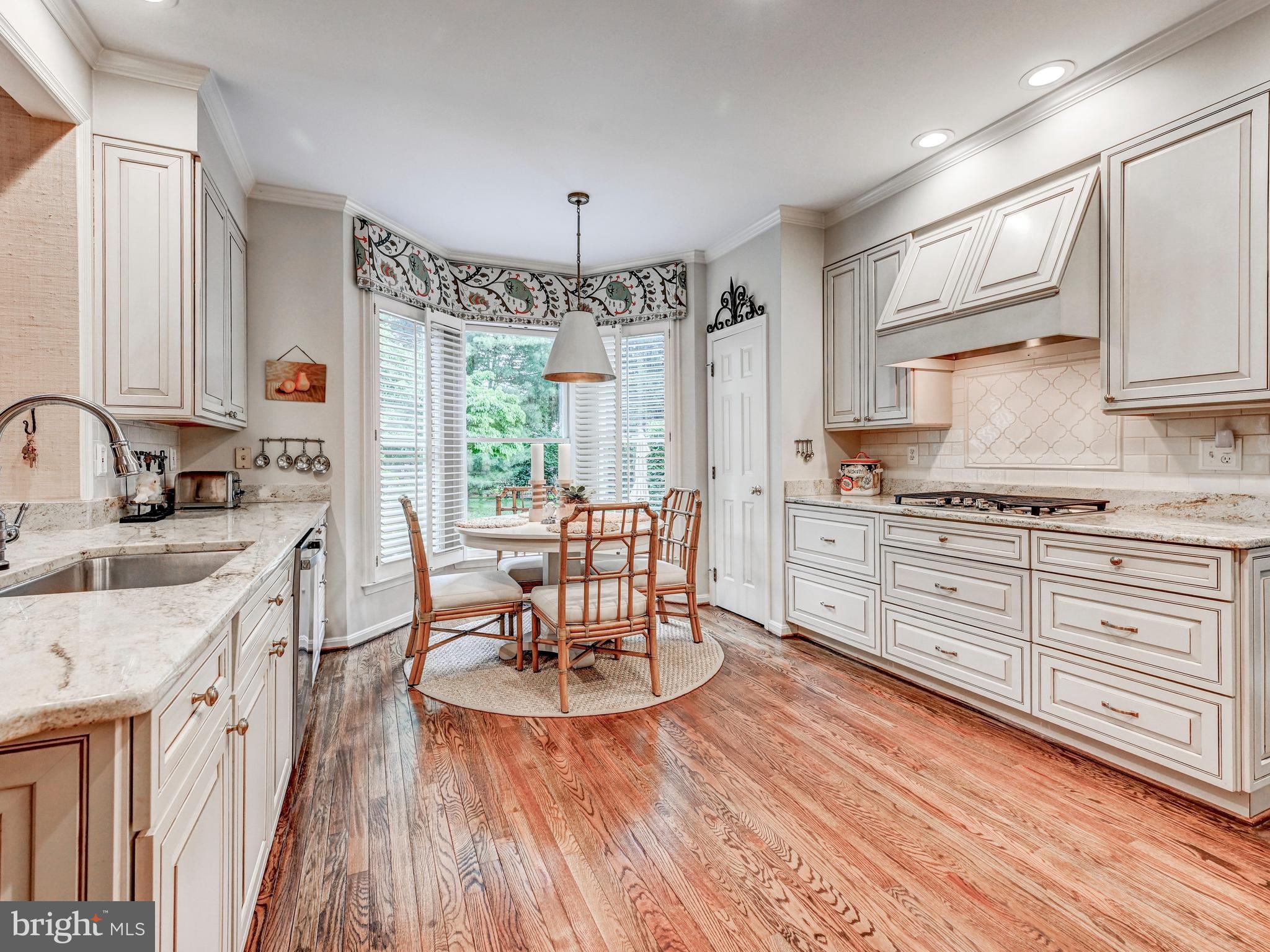 PEBBLE CREEK - Residential