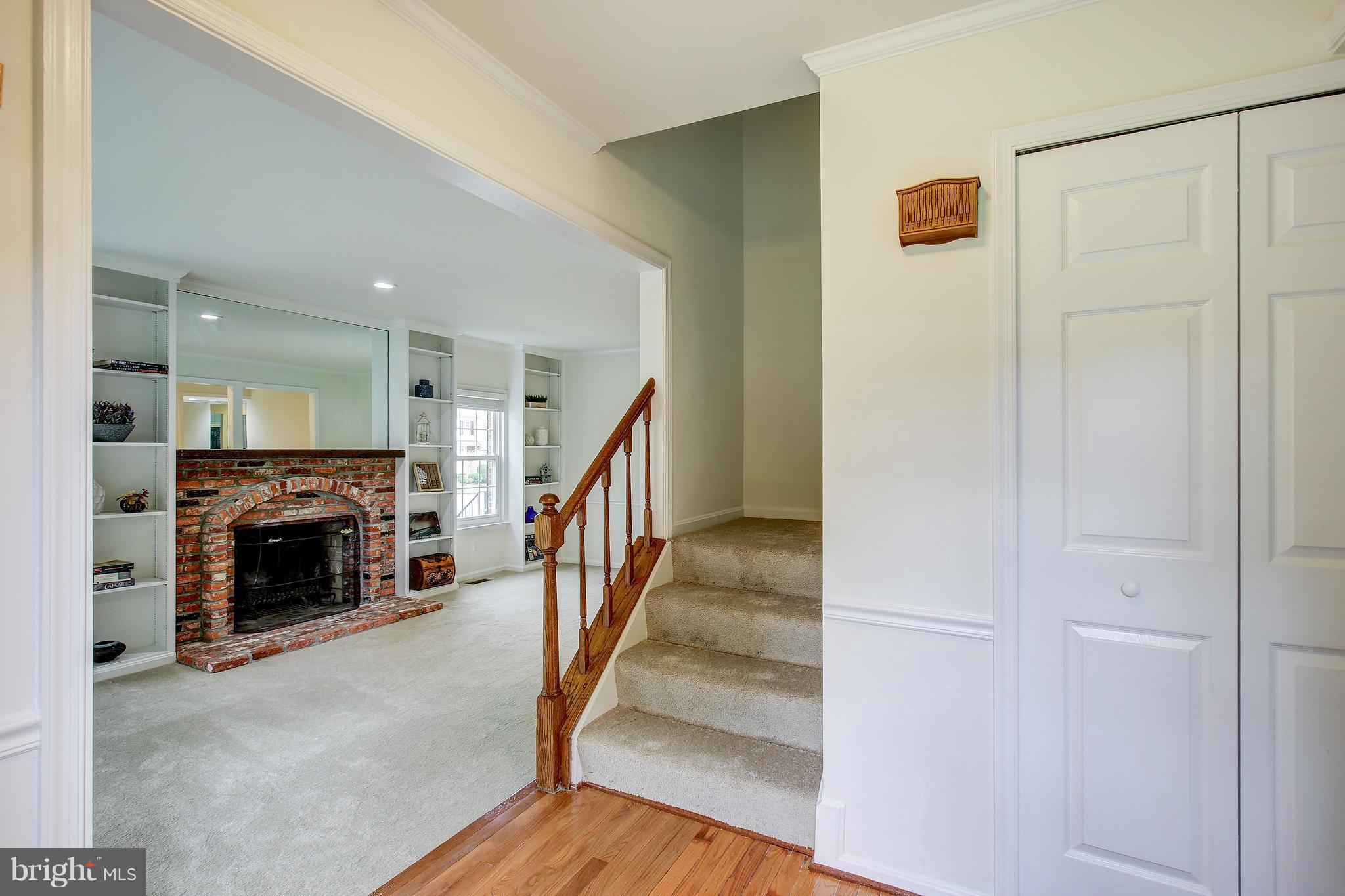 DERWOOD STATION - Residential