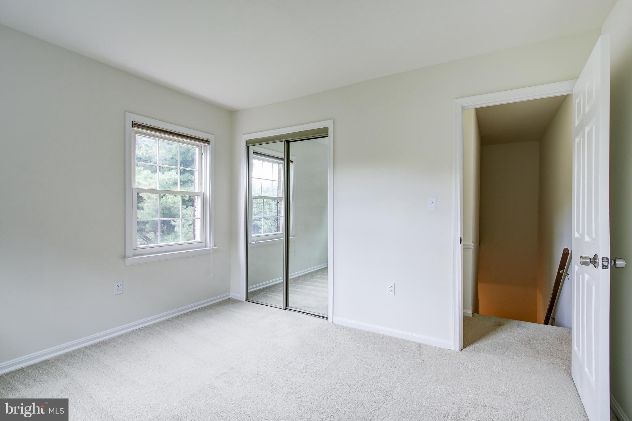 DERWOOD STATION - Residential