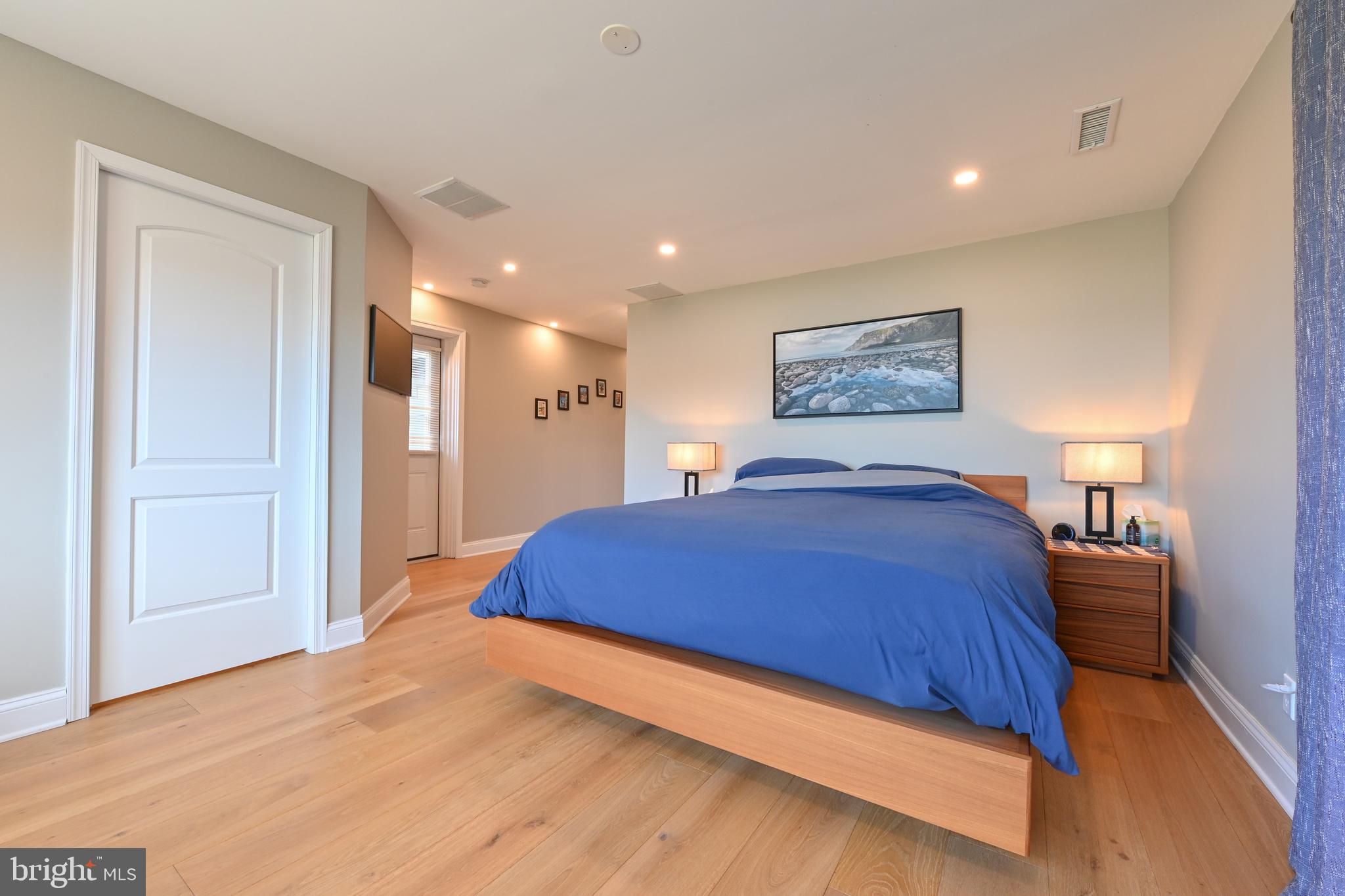 LOCH HAVEN - Residential
