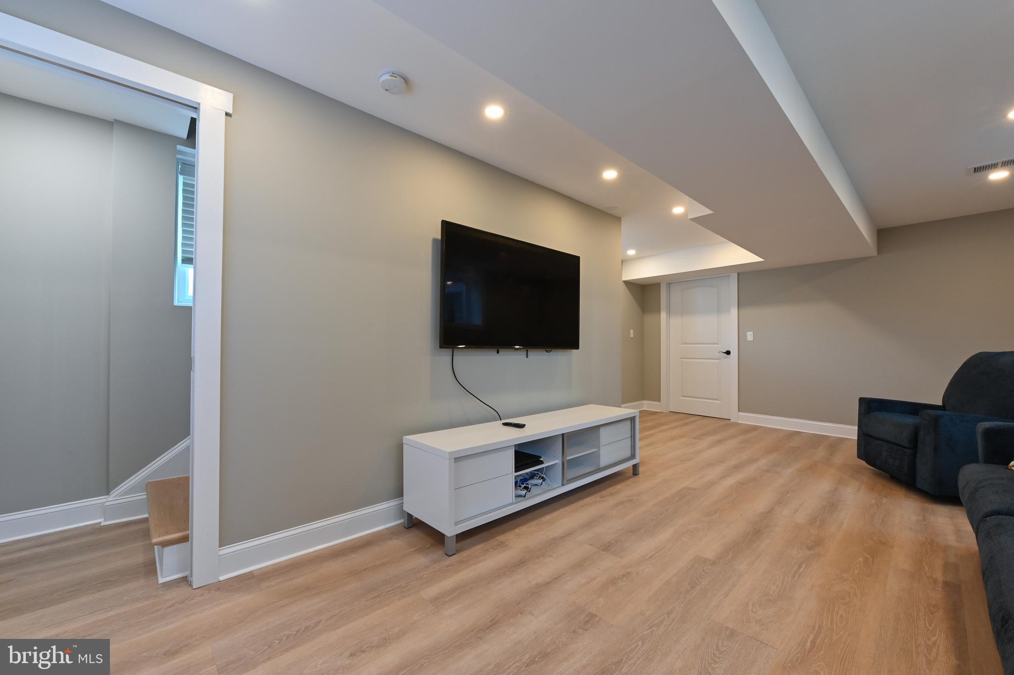LOCH HAVEN - Residential