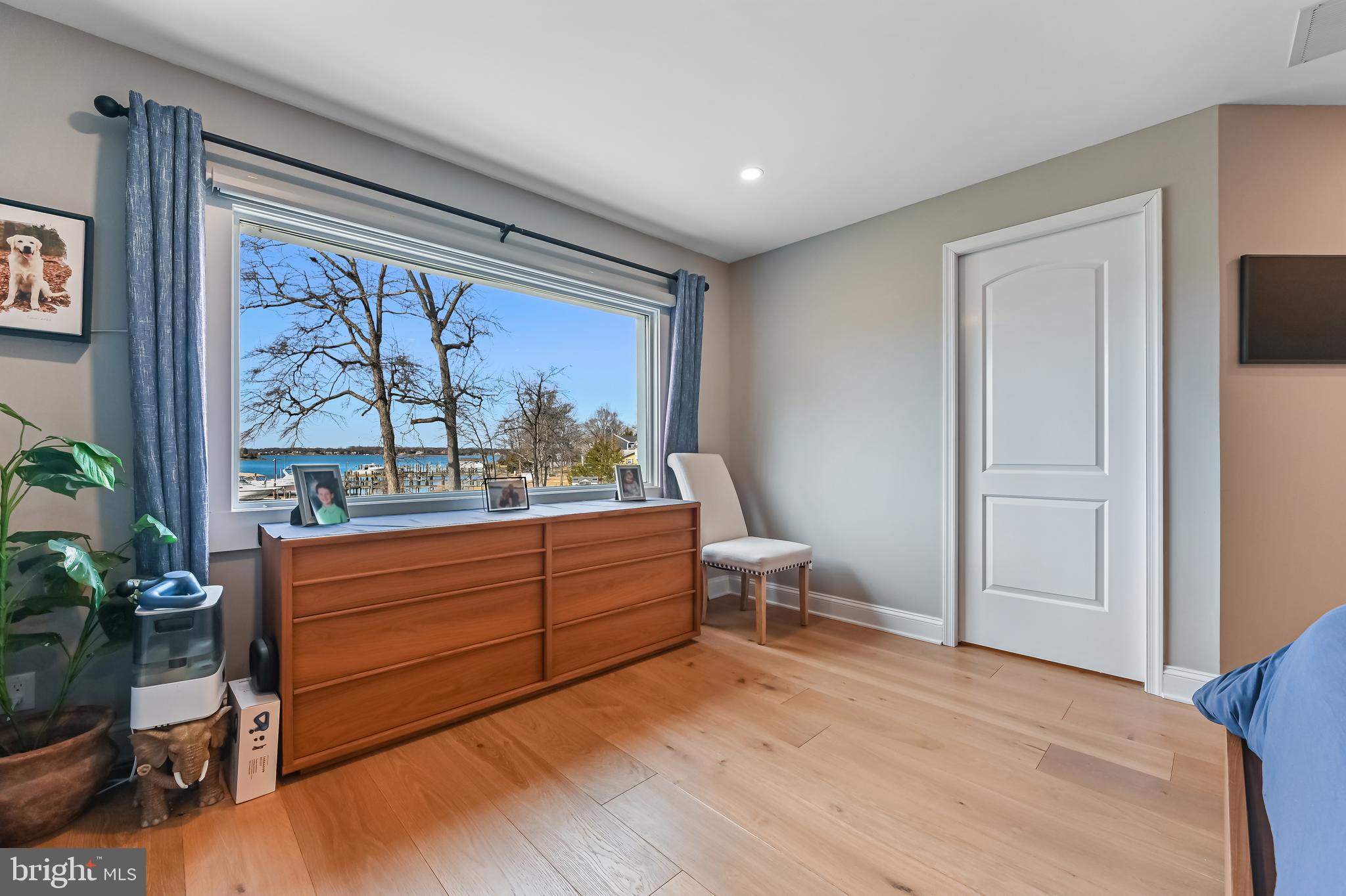 LOCH HAVEN - Residential