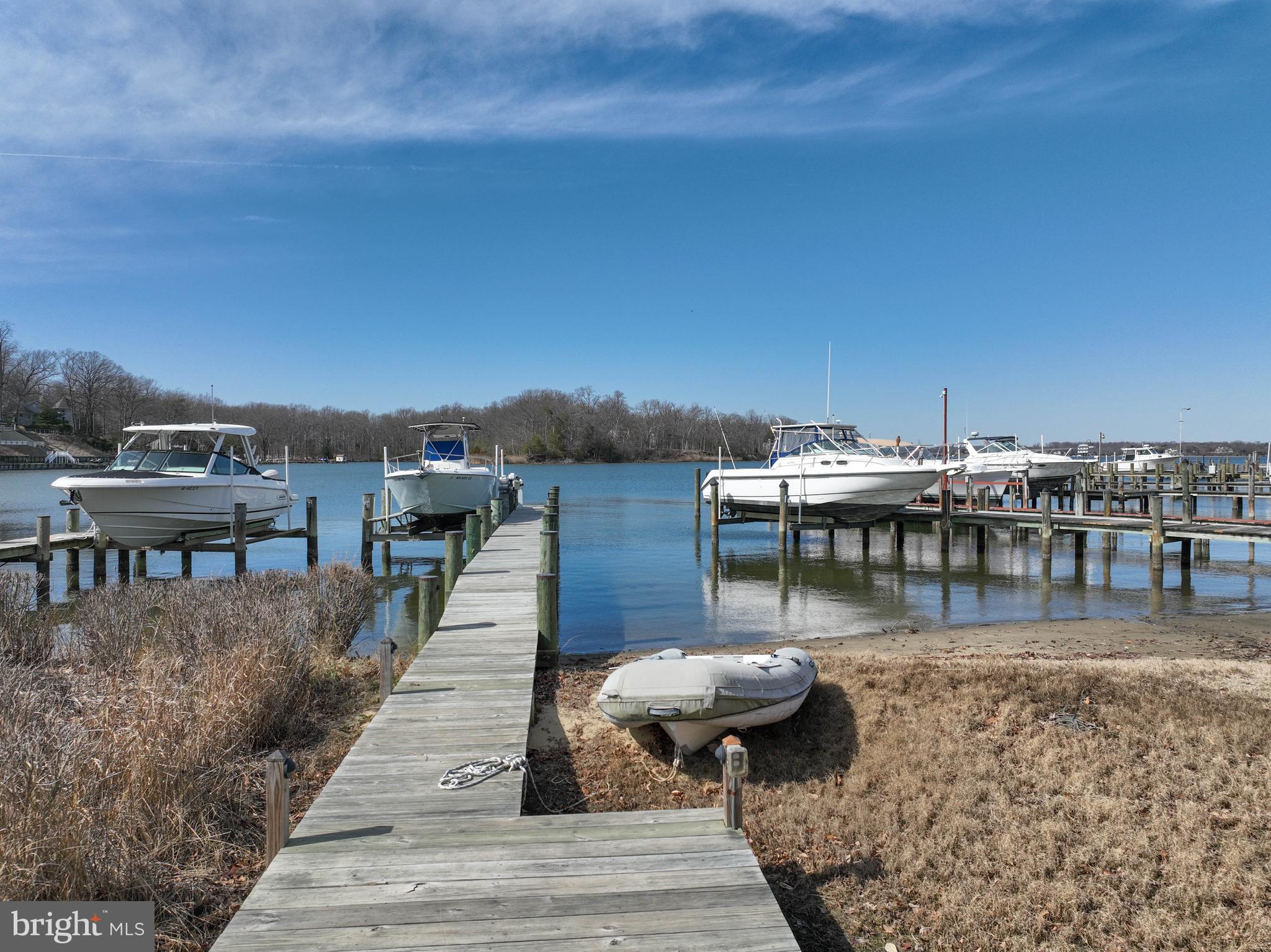 LOCH HAVEN - Residential