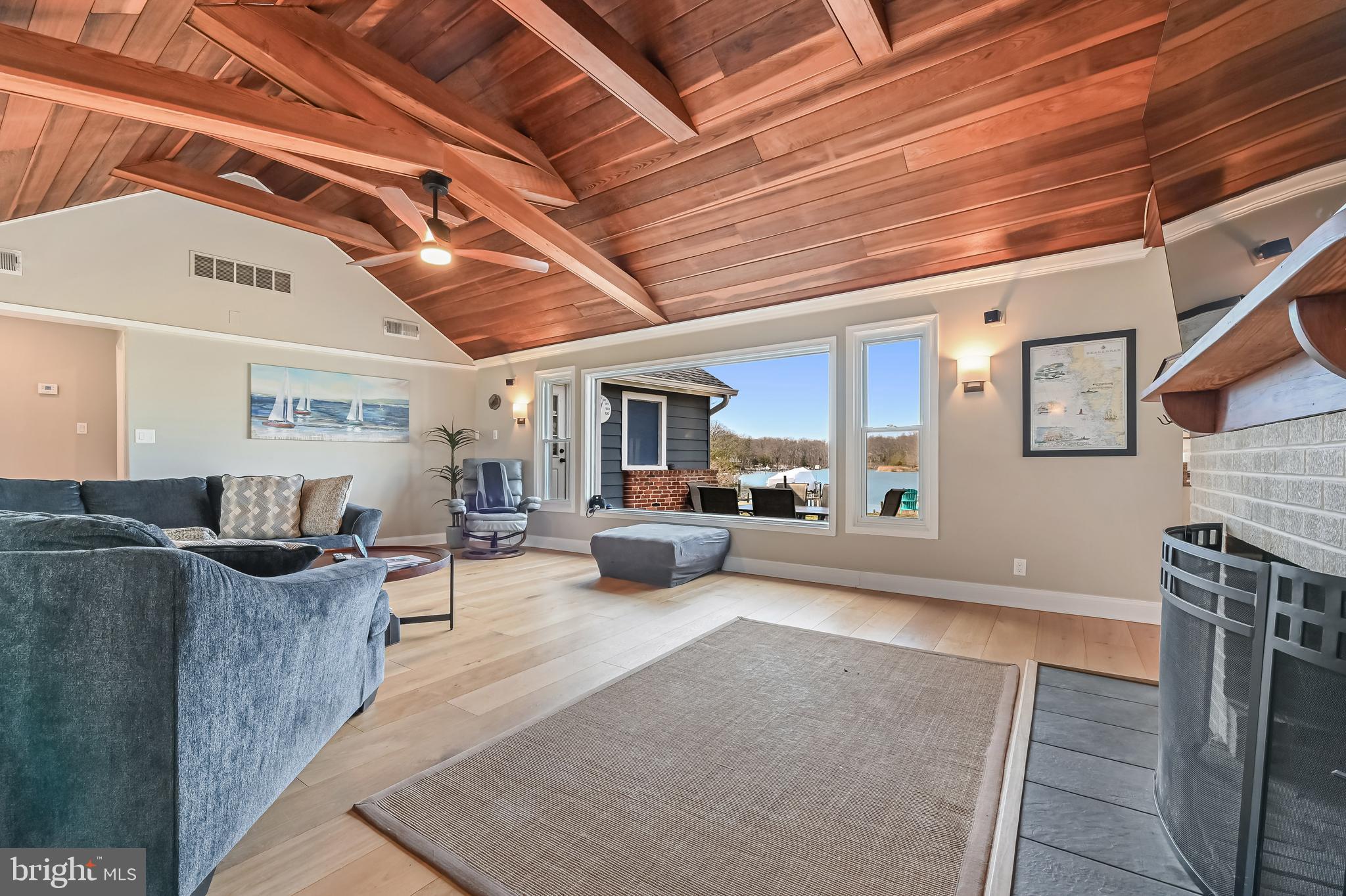 LOCH HAVEN - Residential