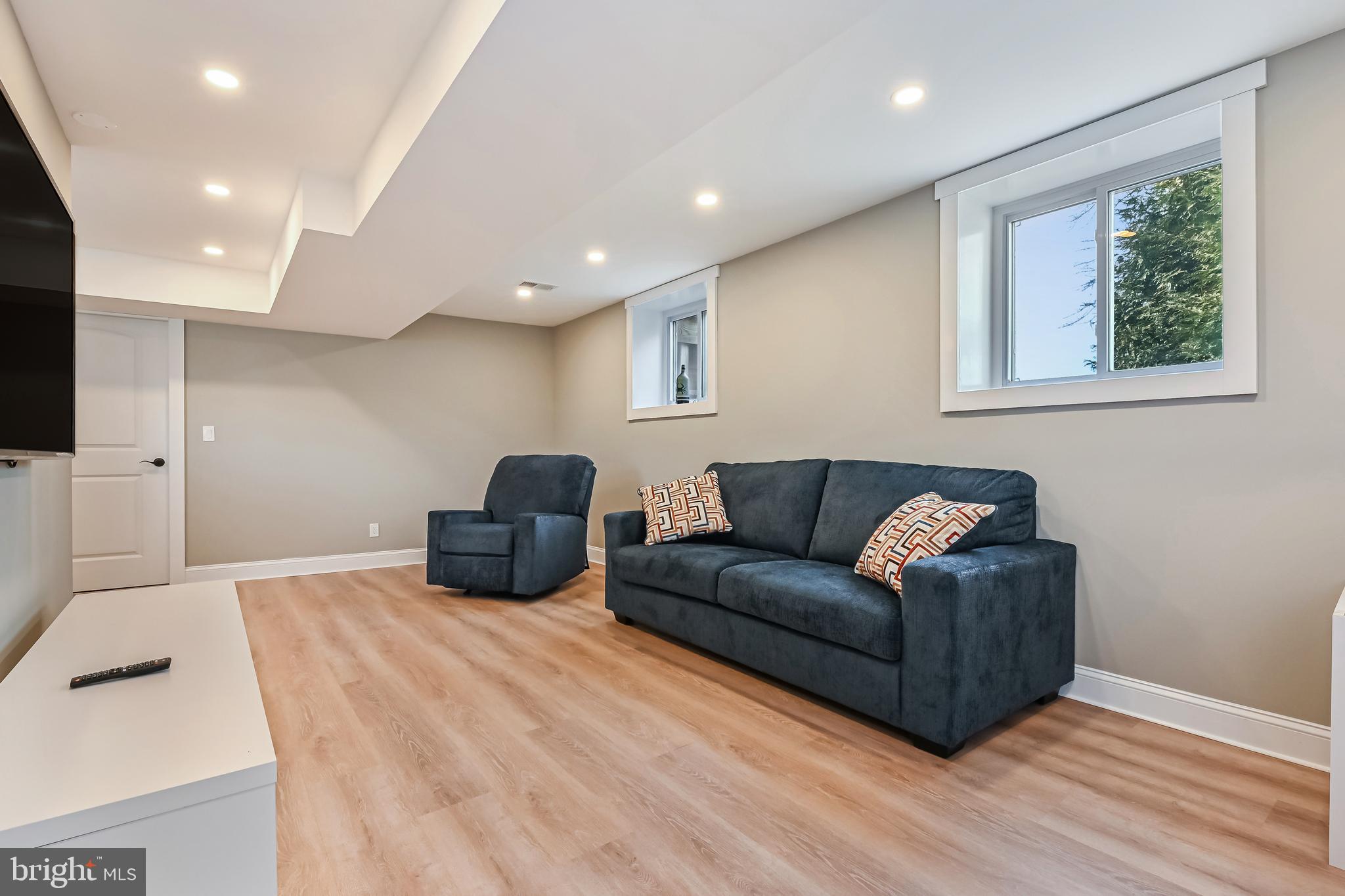 LOCH HAVEN - Residential