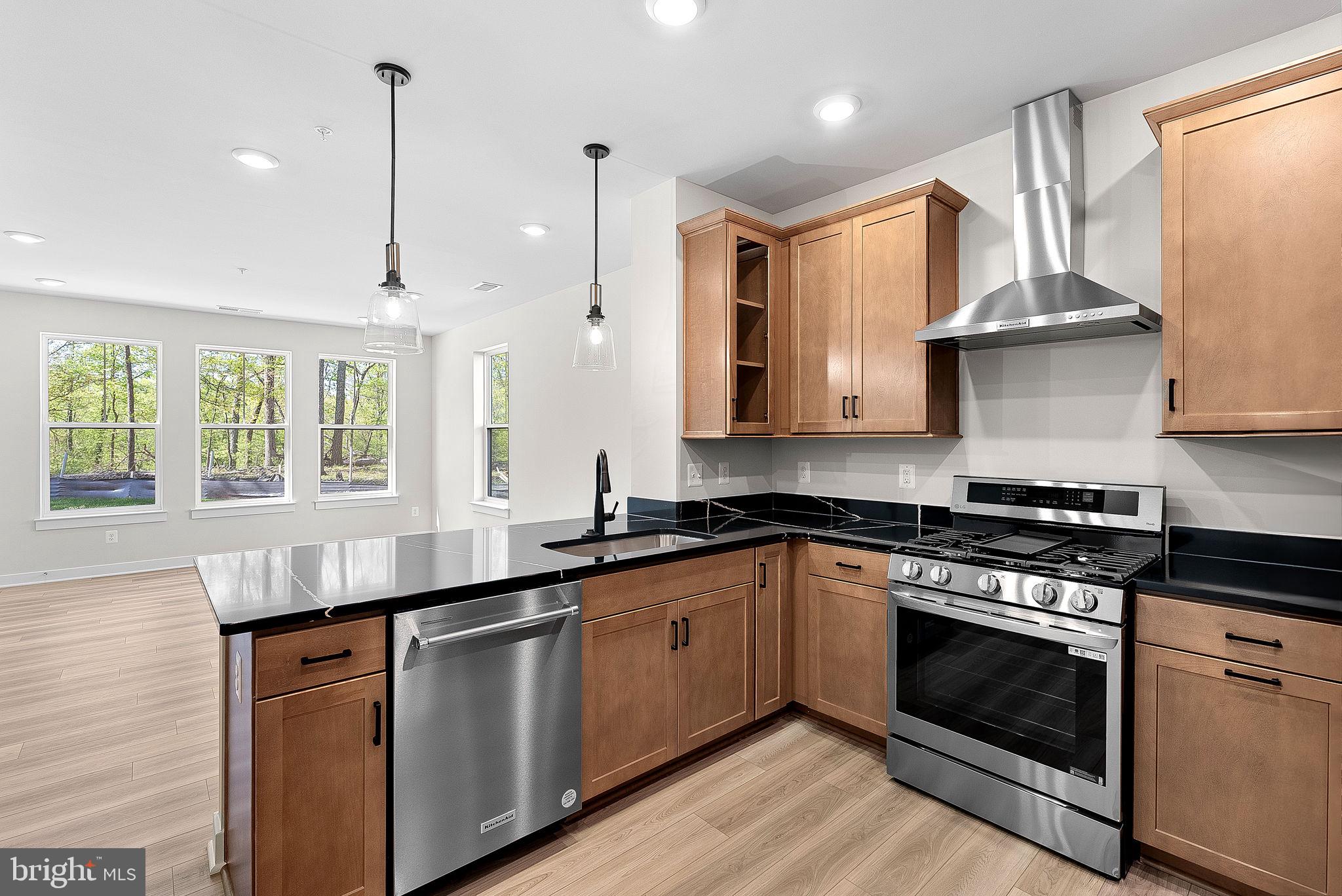 KINCORA - Residential Lease