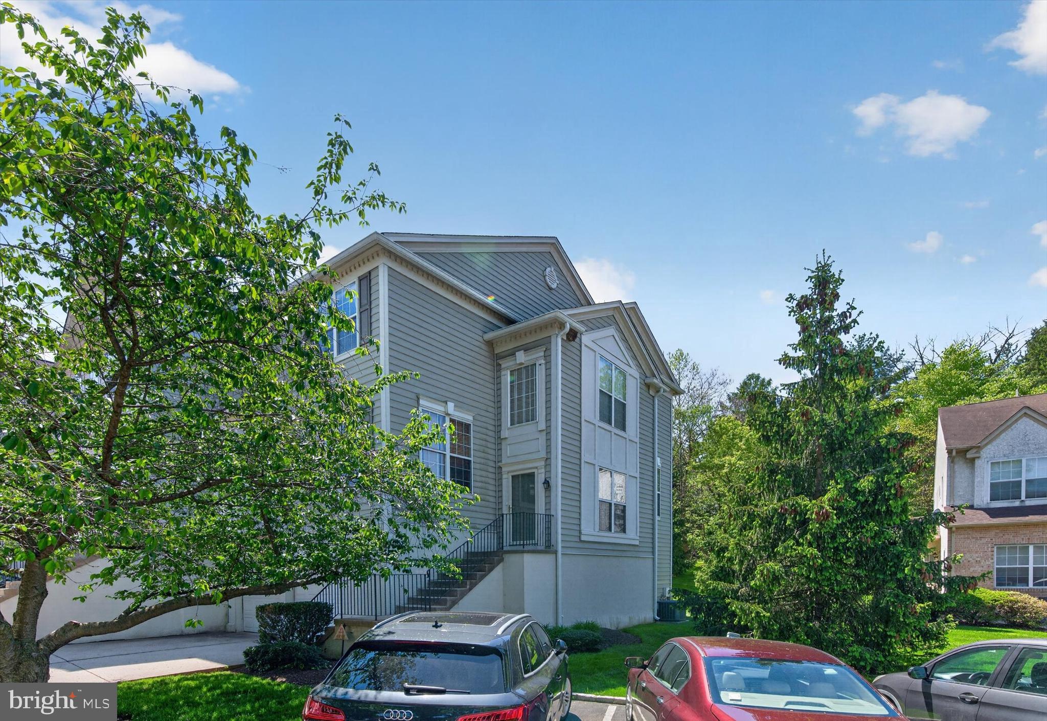 LAFAYETTE HILL - Residential