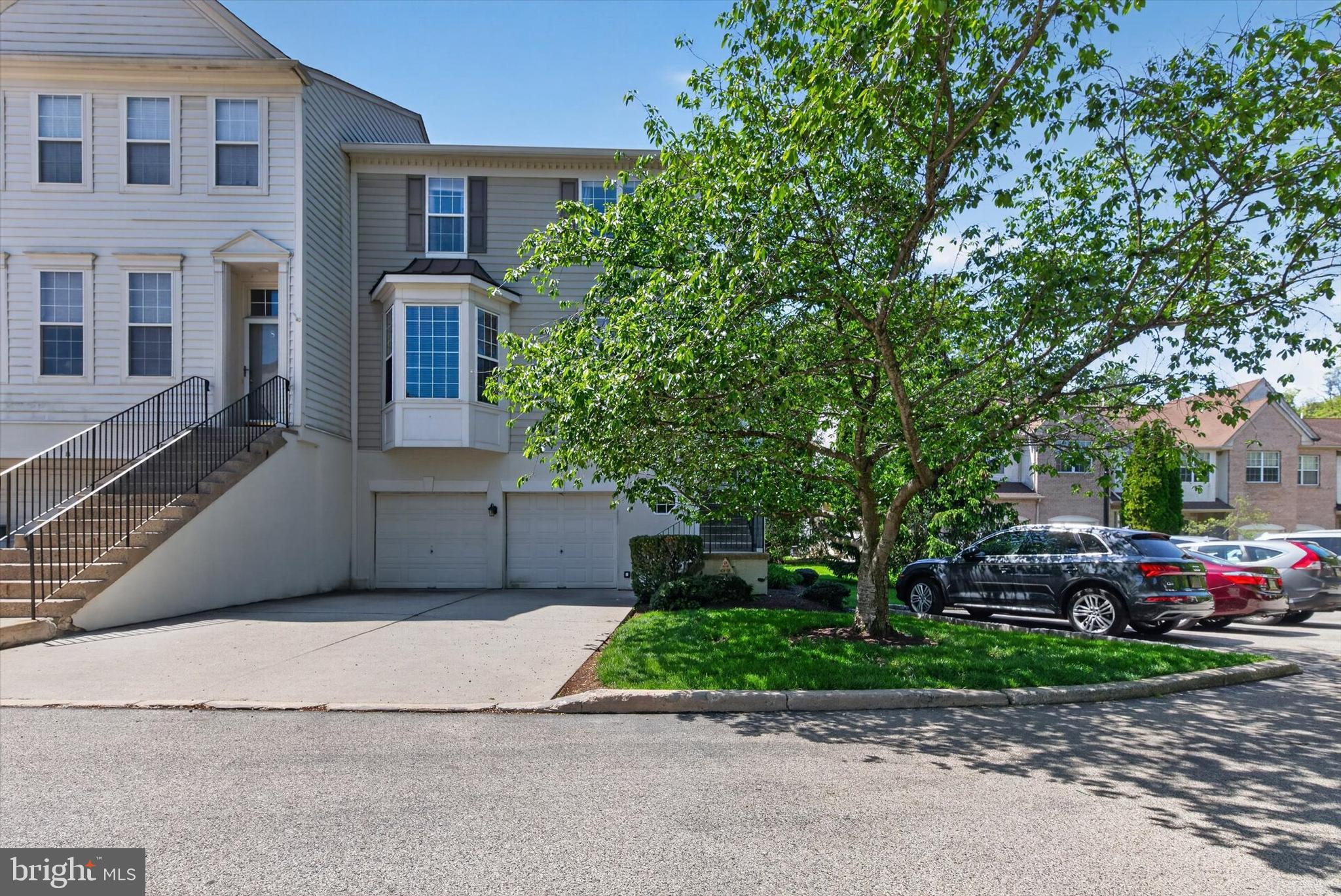 LAFAYETTE HILL - Residential
