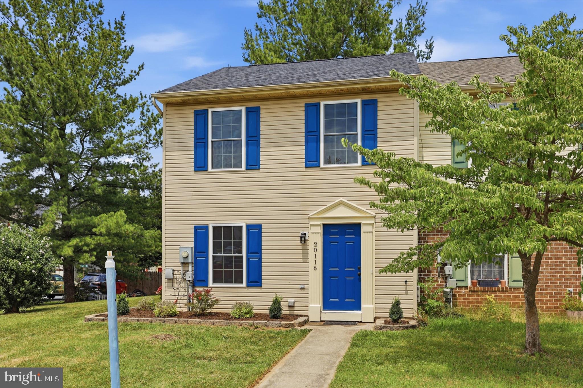 ROBINS GLENN - Residential