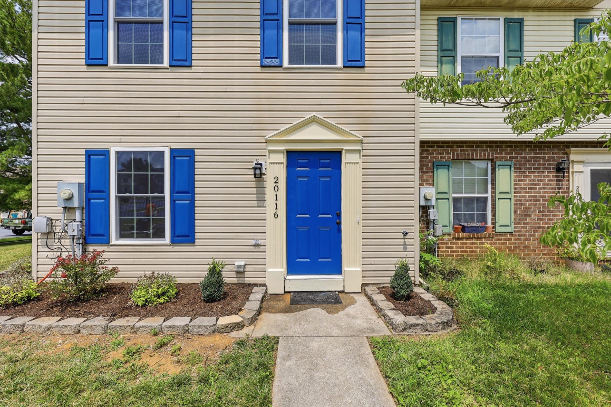 ROBINS GLENN - Residential