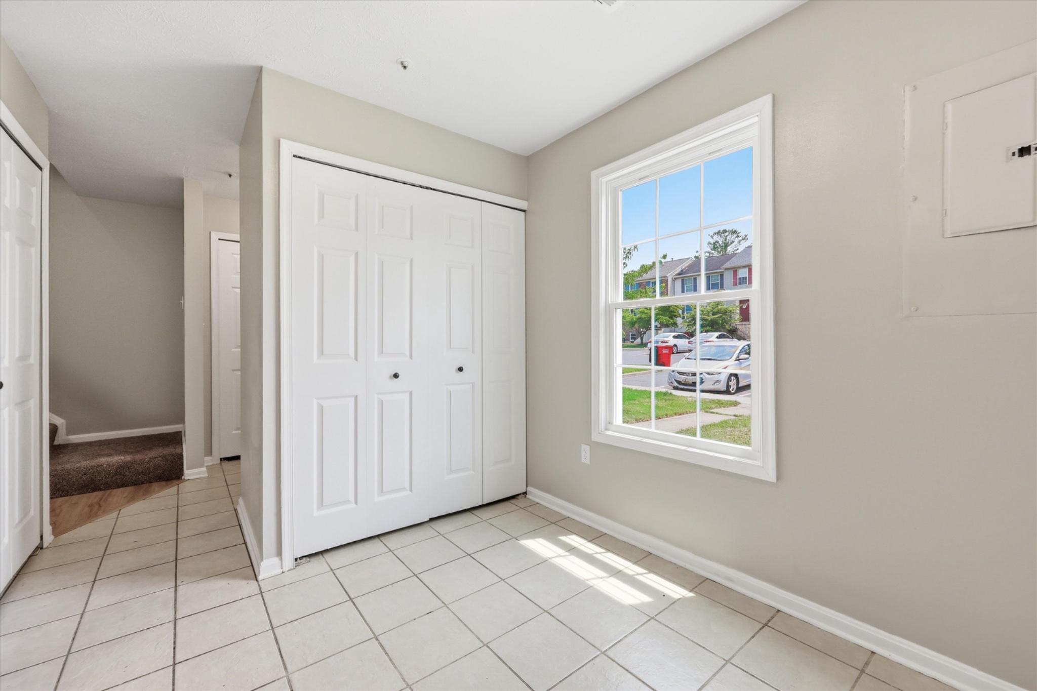 ROBINS GLENN - Residential