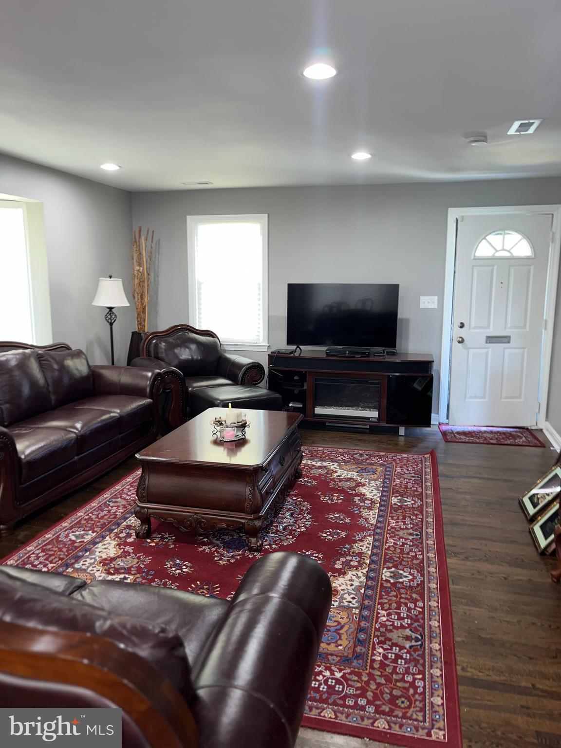 WOODBOURNE HEIGHTS - Residential