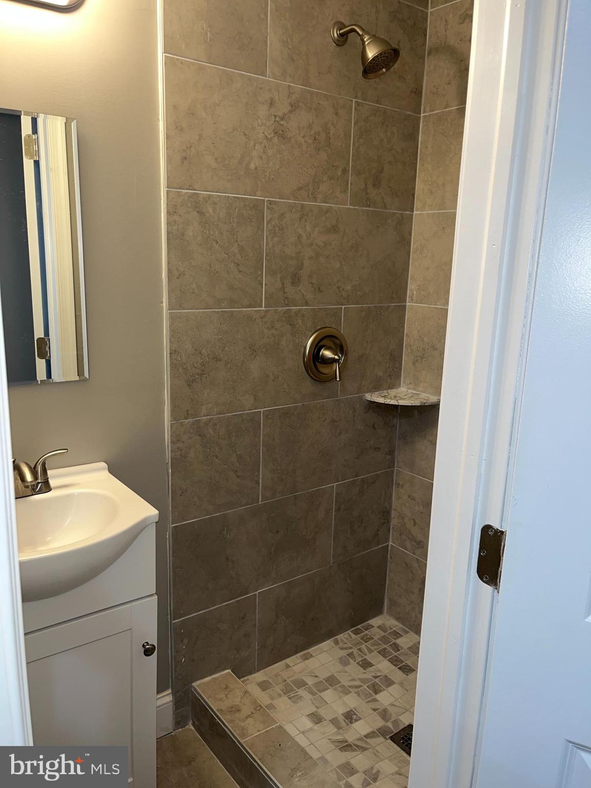 WOODBOURNE HEIGHTS - Residential