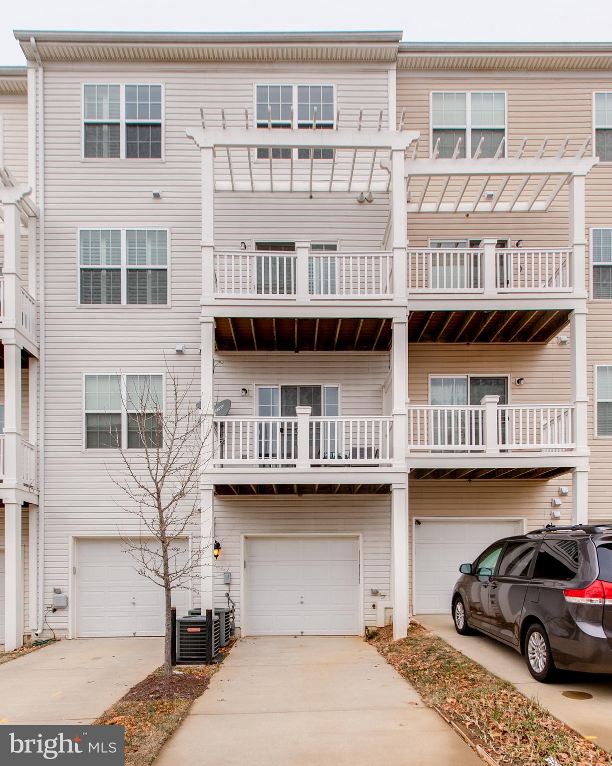 ARORA HILLS - Residential