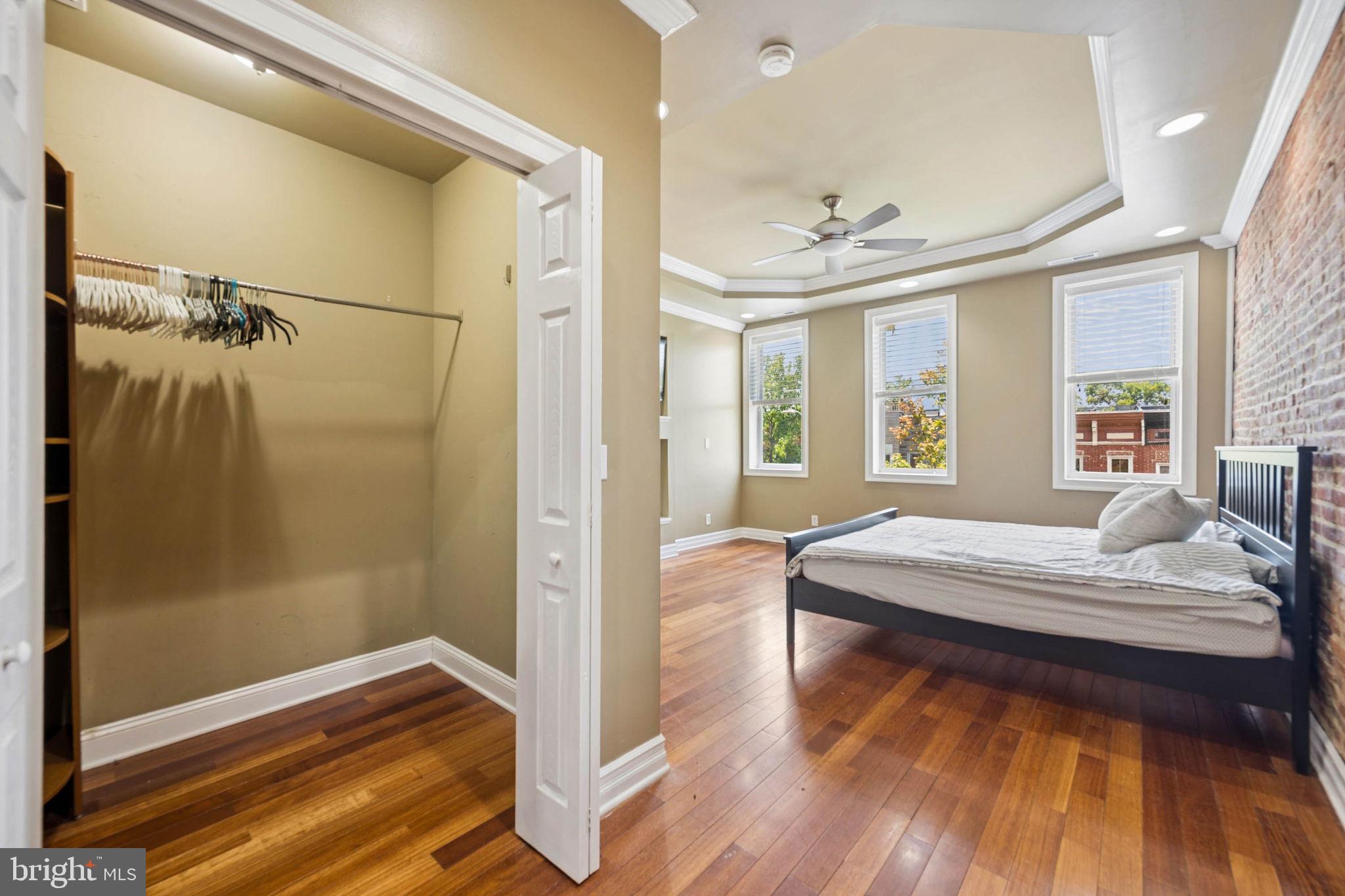 BUTCHERS HILL - Residential